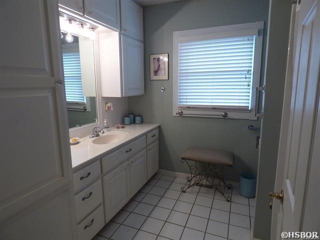 114 Phillips Street Property Photo 16