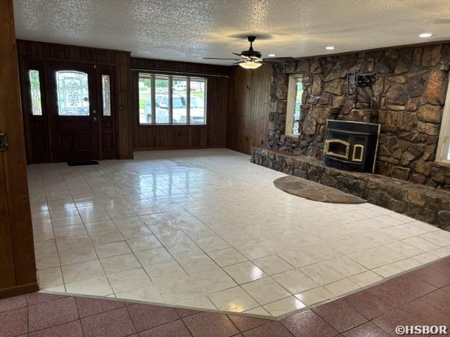 213 W Texas Street Property Photo 6