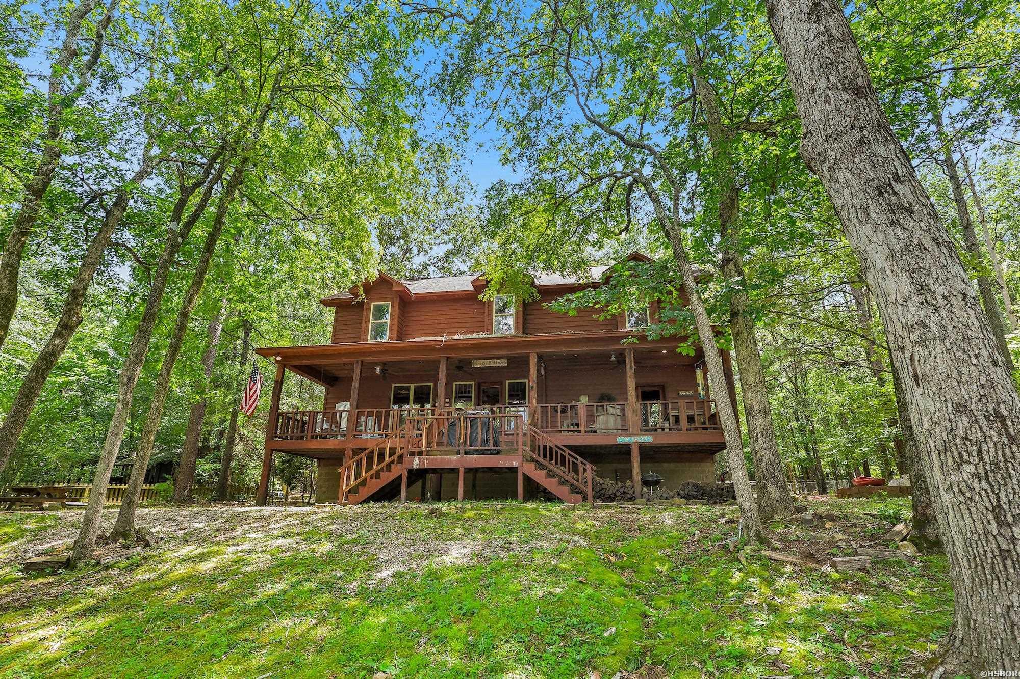 1020 VAUGHN Road Property Photo 1