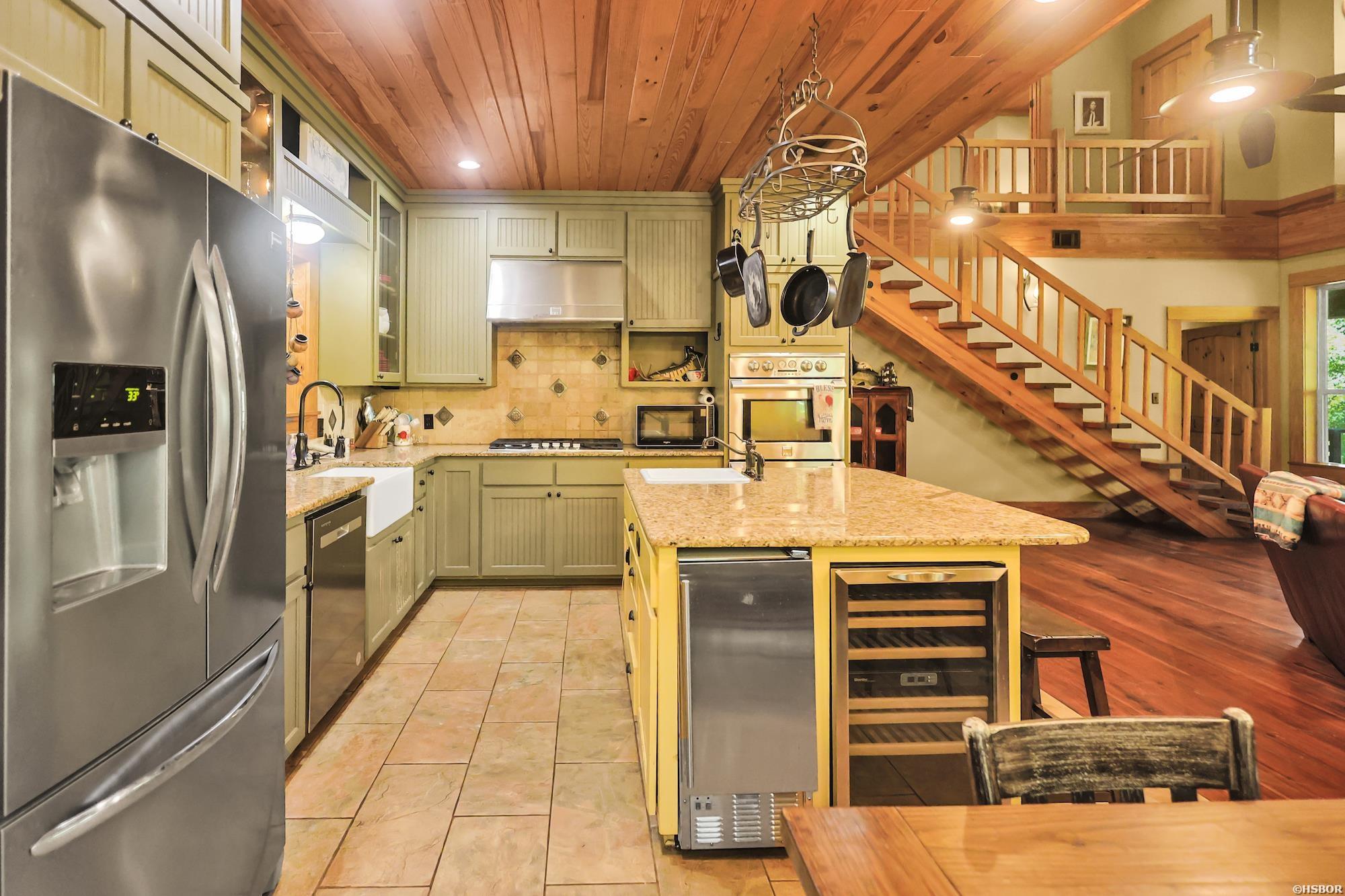 1020 Vaughn Road Property Photo 11