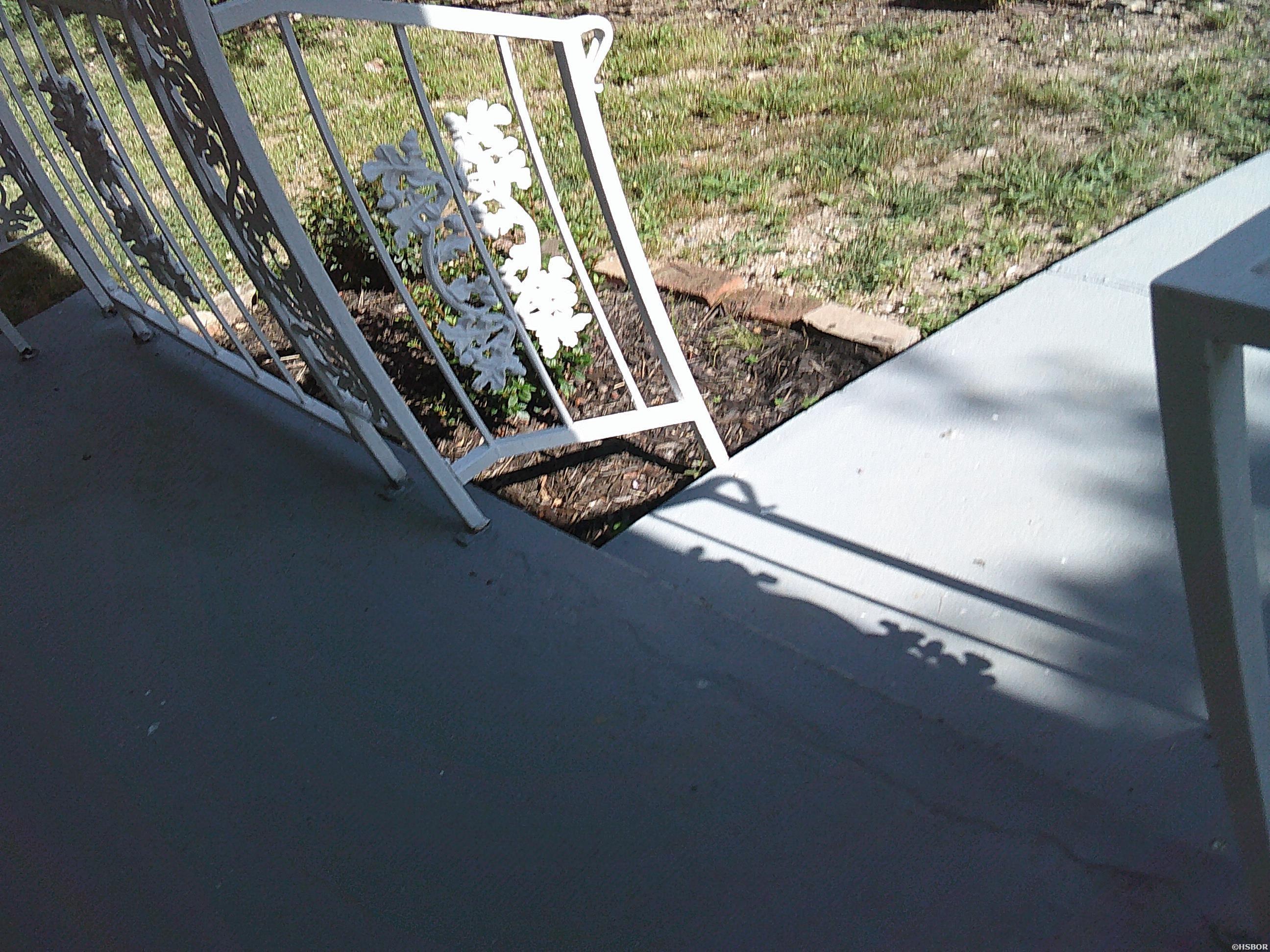 1005 Rector Property Photo 5