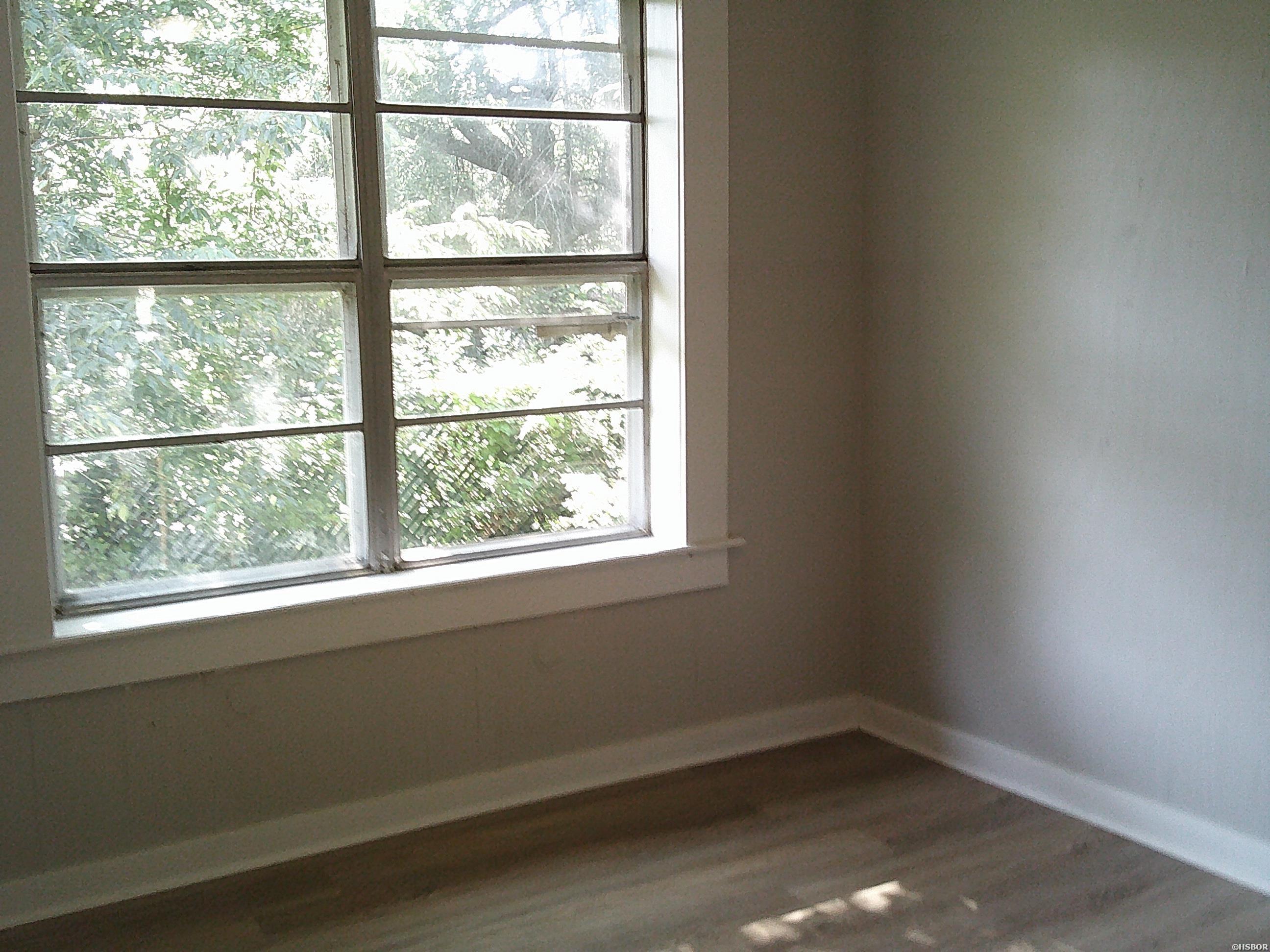1005 Rector Property Photo 21