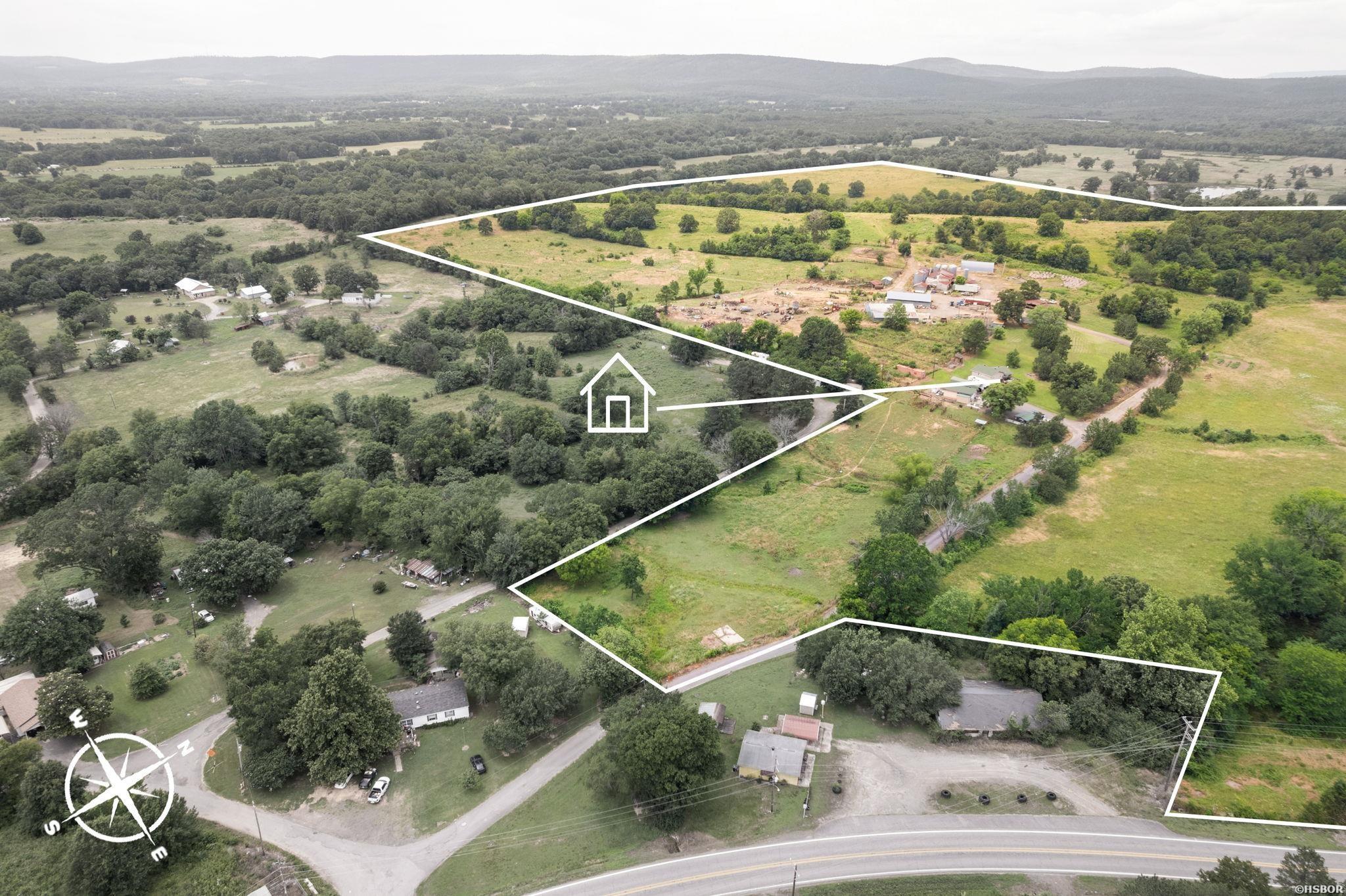 815 Old County Road N. Property Photo 16