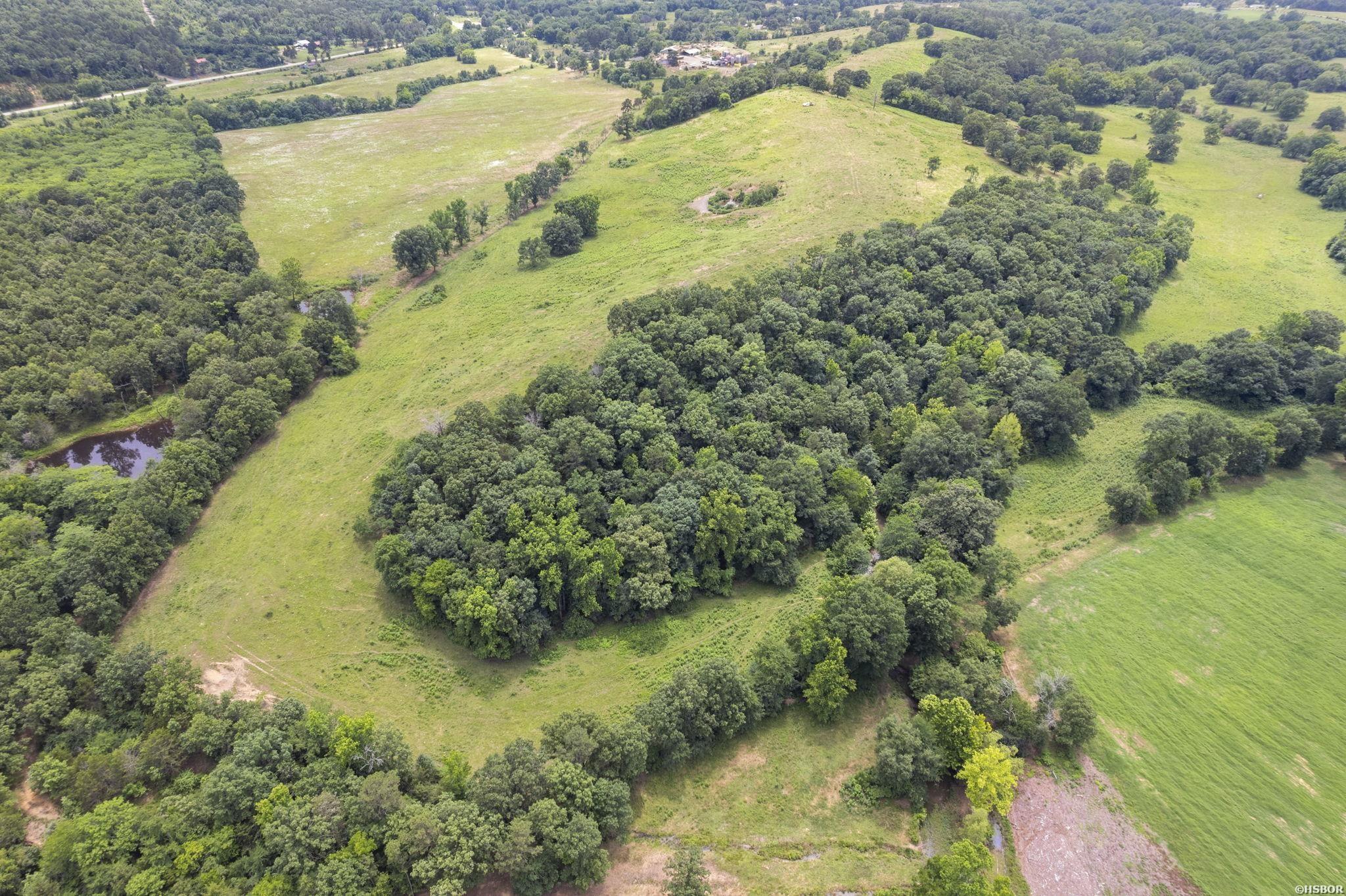 815 Old County Road N. Property Photo 28