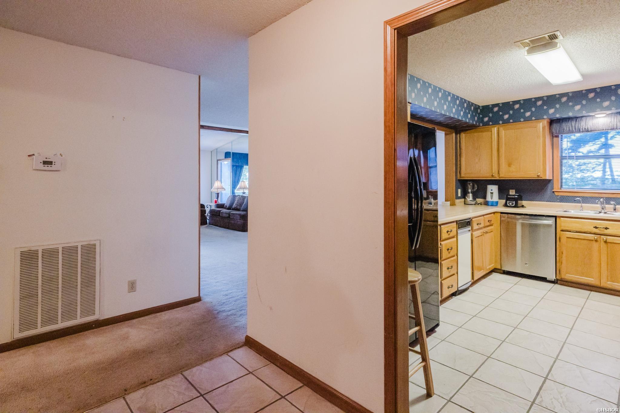 724 Weston Property Photo 3