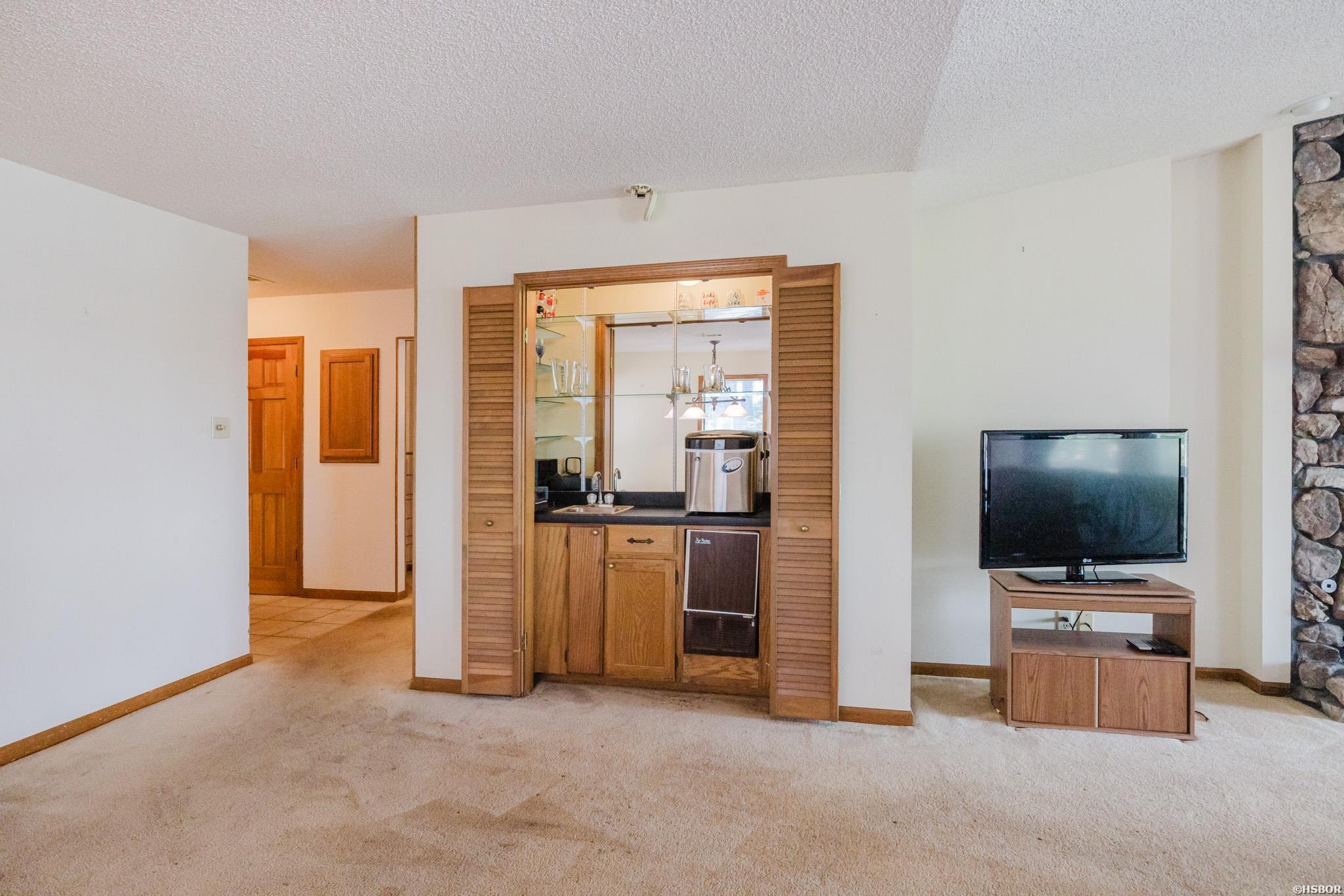 724 Weston Property Photo 10