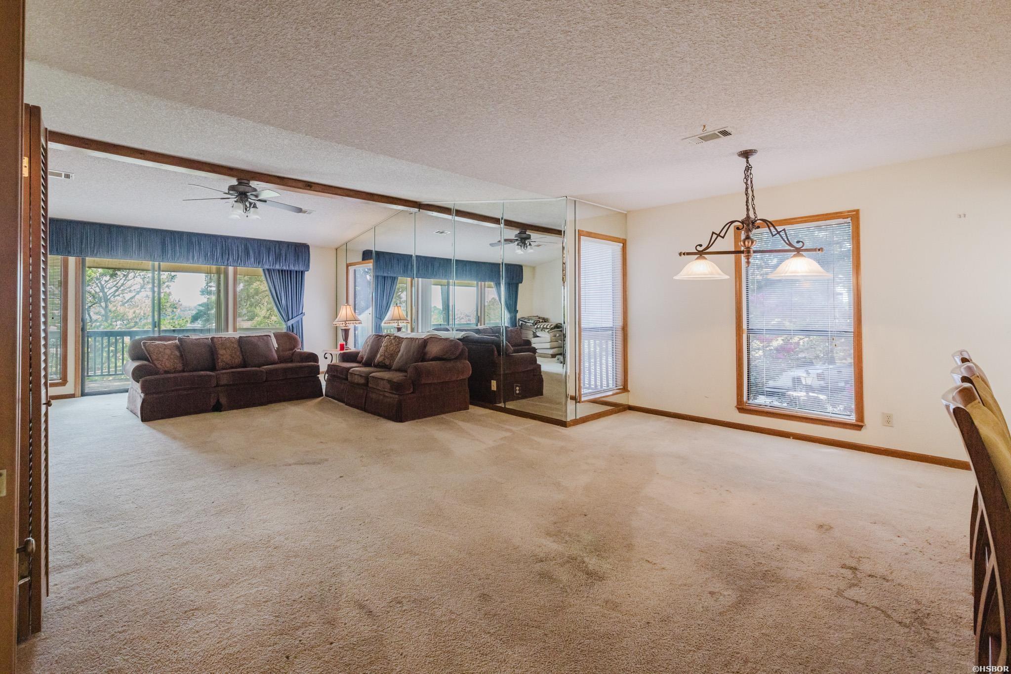 724 Weston Property Photo 12