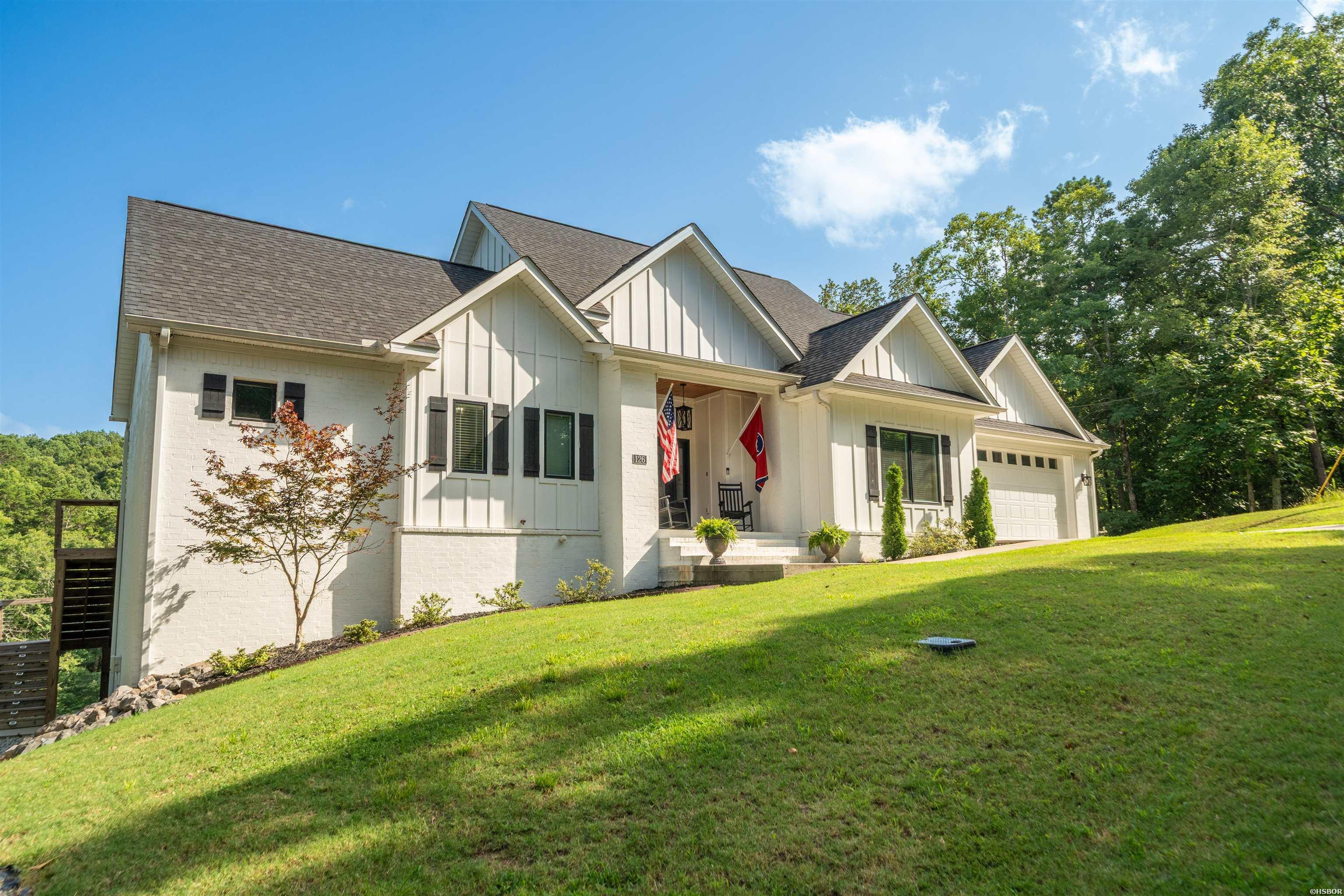 126 Morningside Drive Property Photo 3