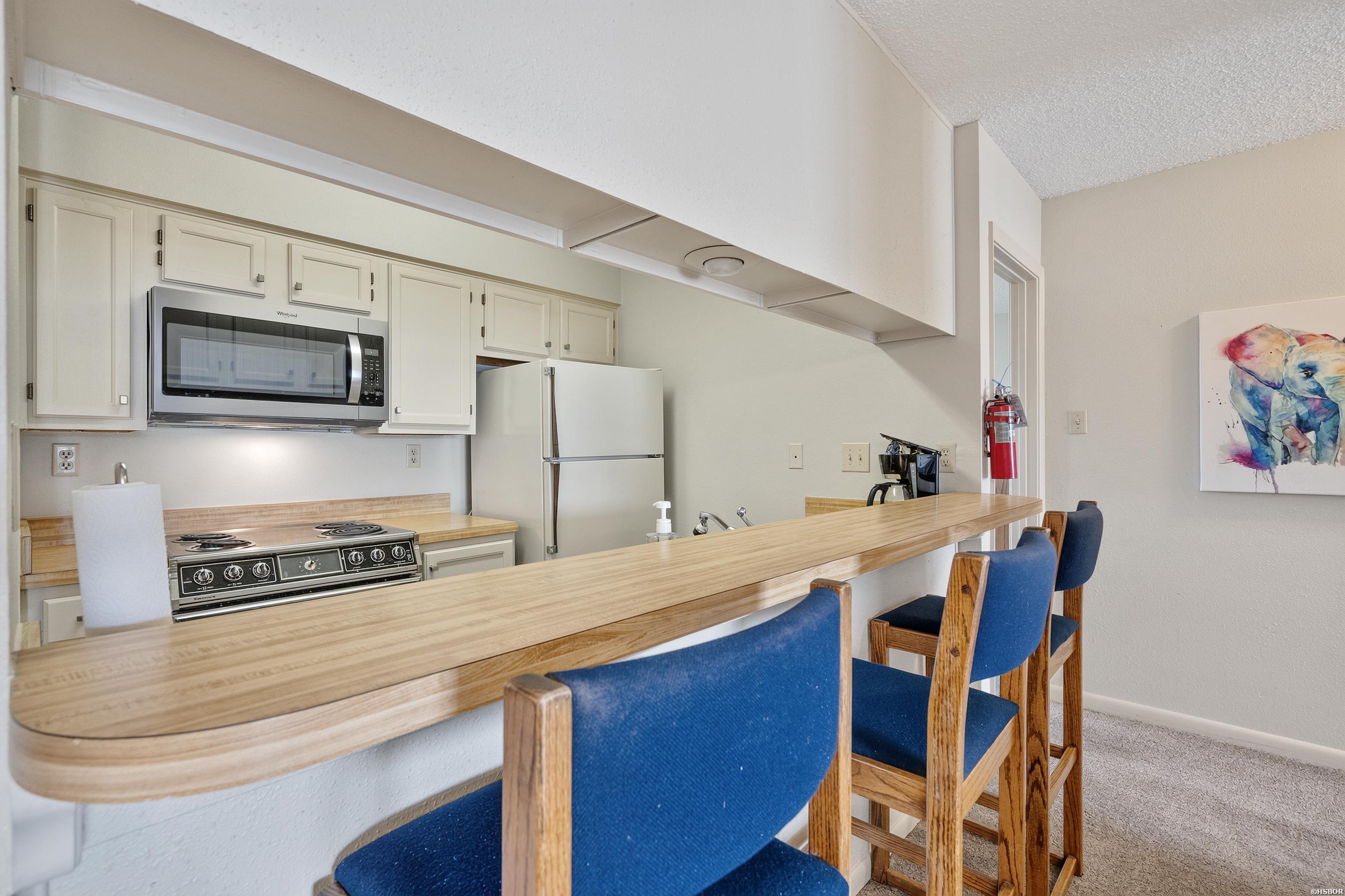 5371 Central Avenue Property Photo 10
