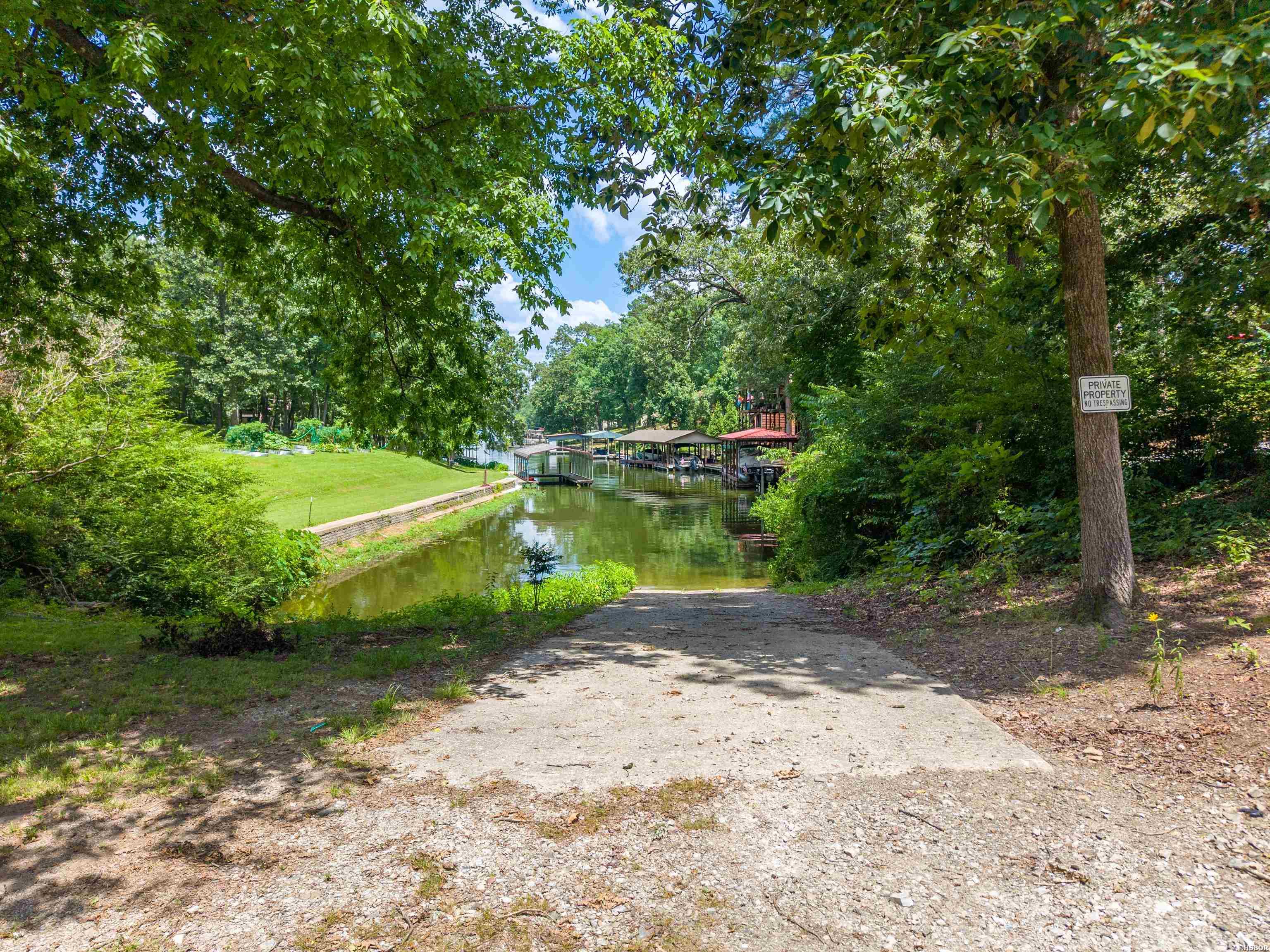 323 Kaufman Property Photo 49