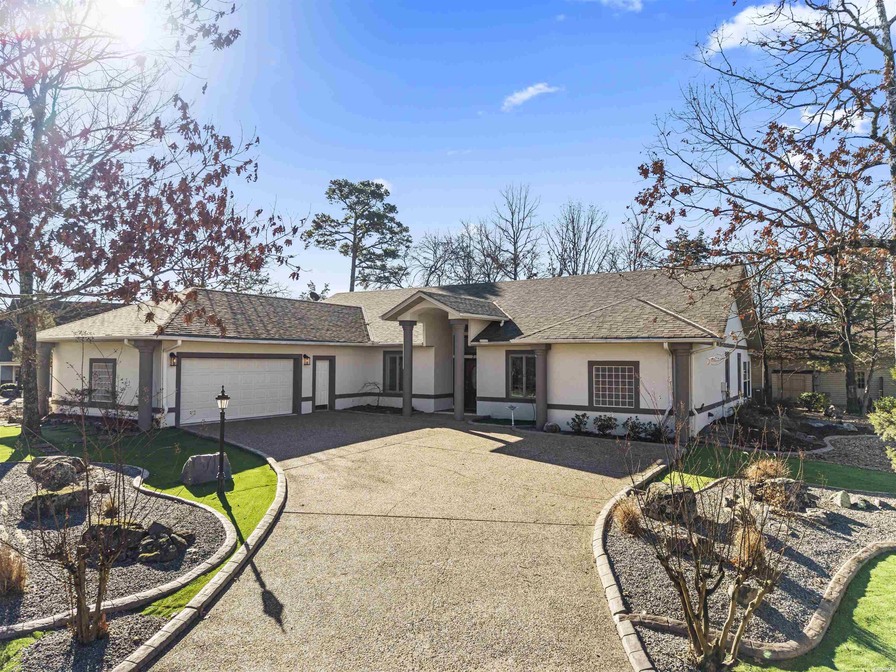 7 Resplandor Loop Property Photo 3