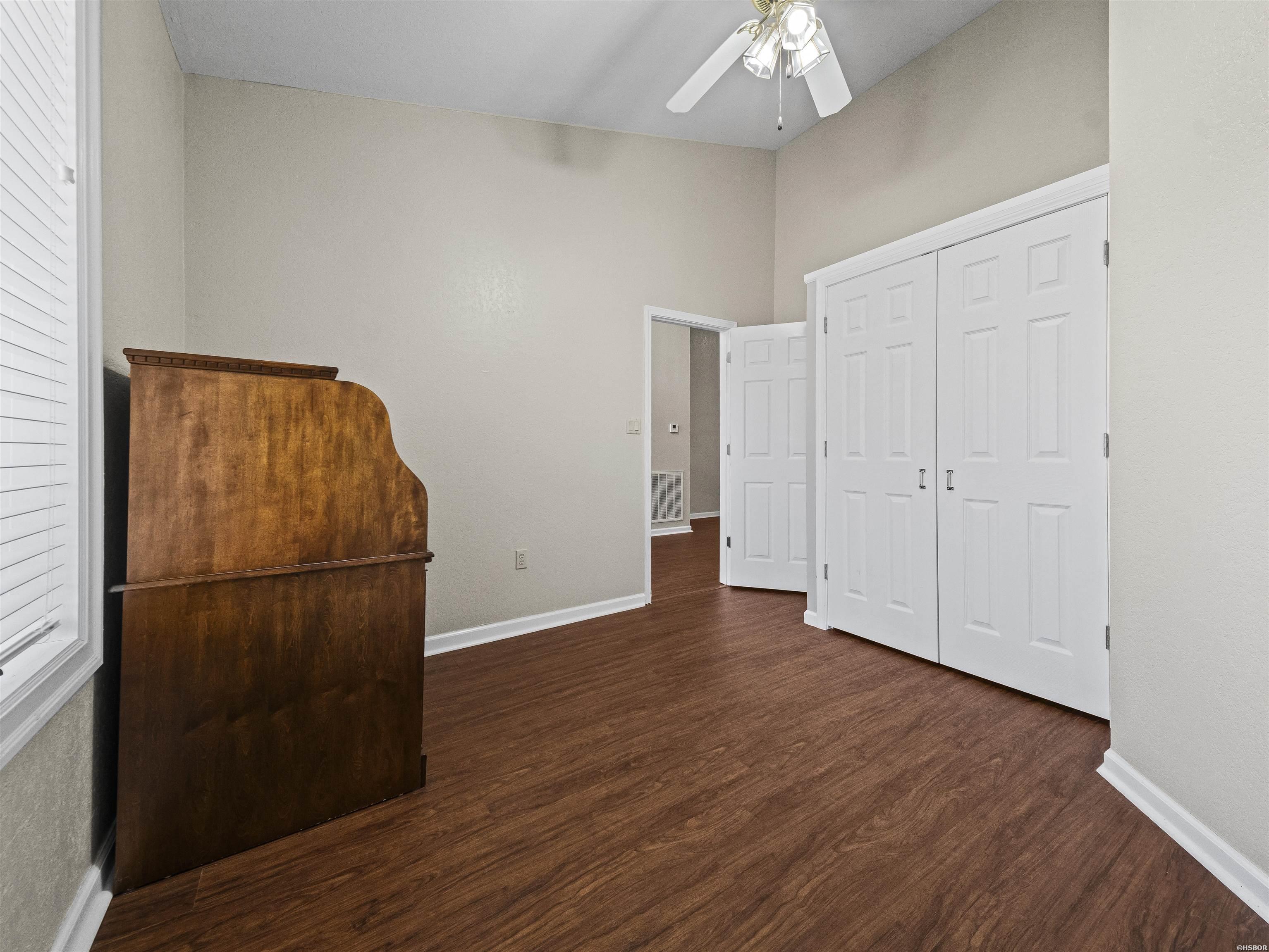7 Resplandor Loop Property Photo 9
