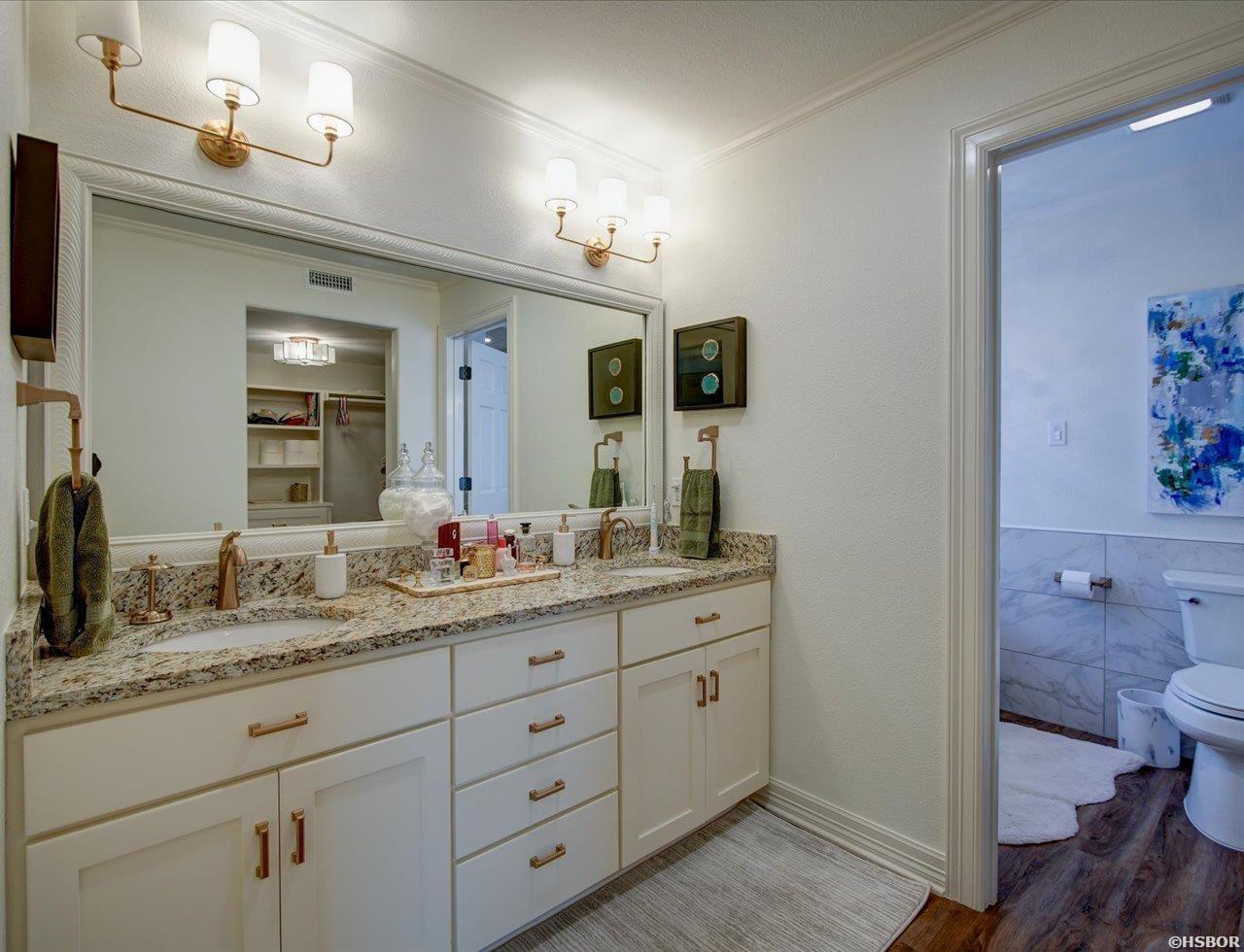 101 Long Island Drive Property Photo 21