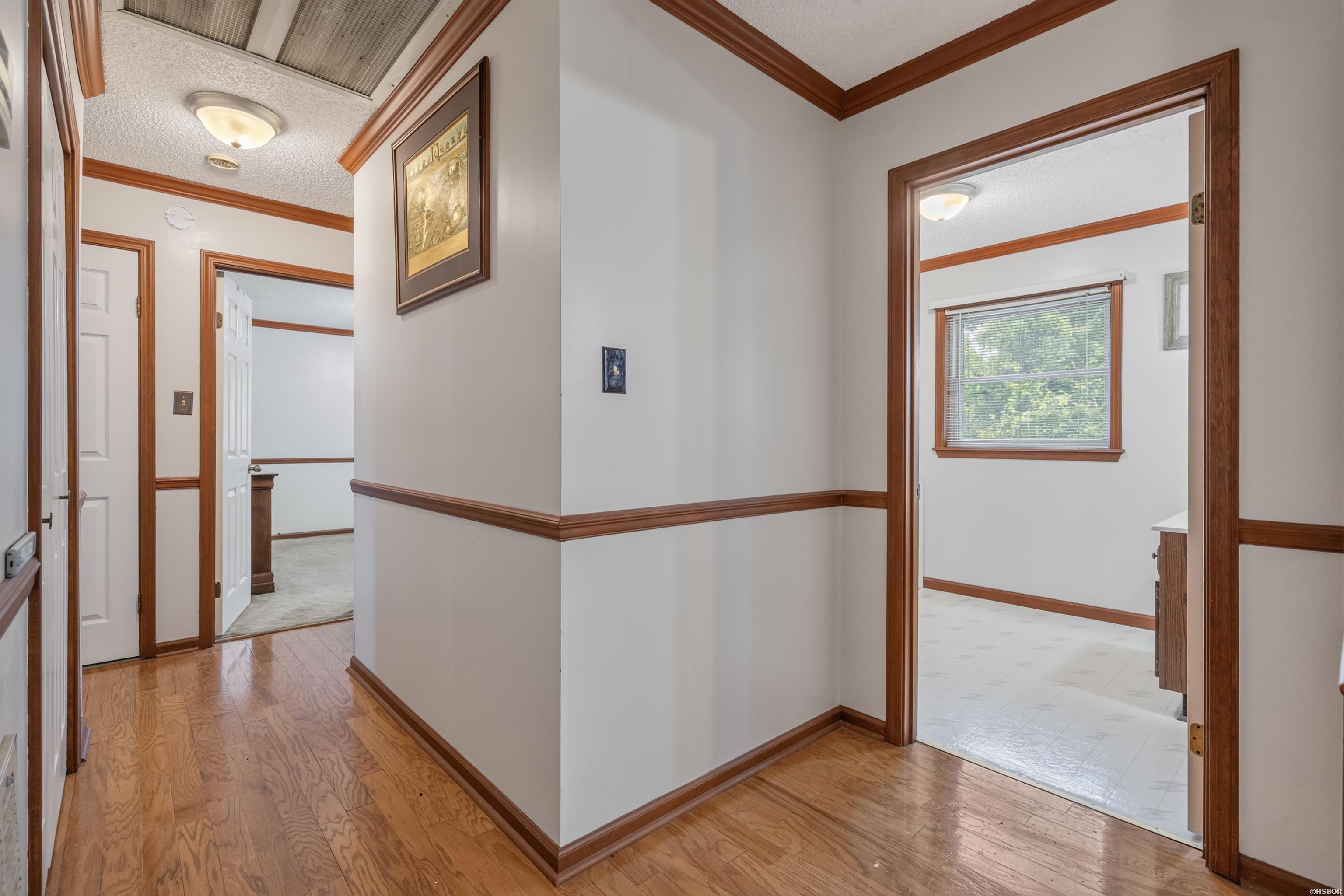 1701 St Louis Street Property Photo 11