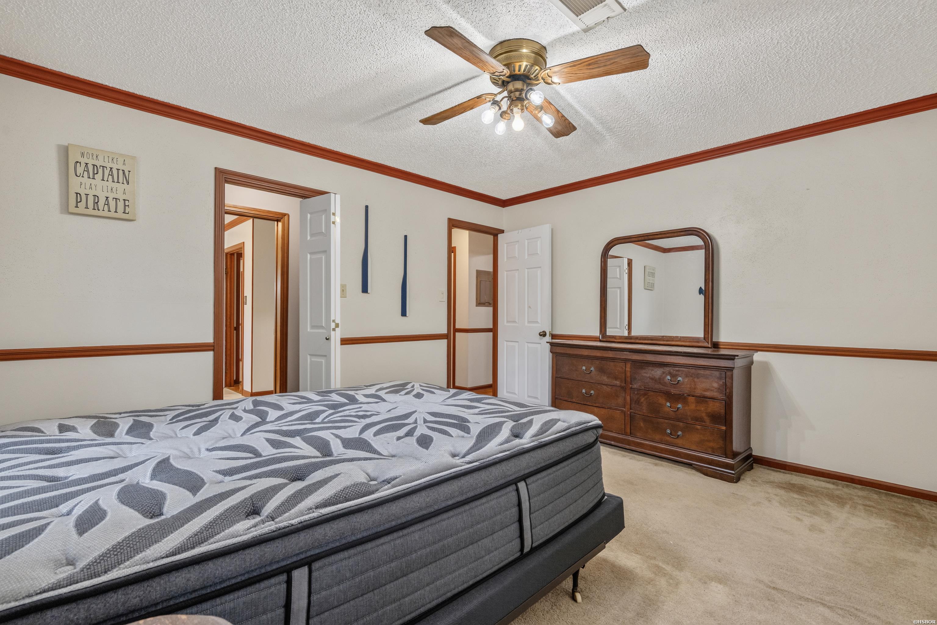 1701 St Louis Street Property Photo 15