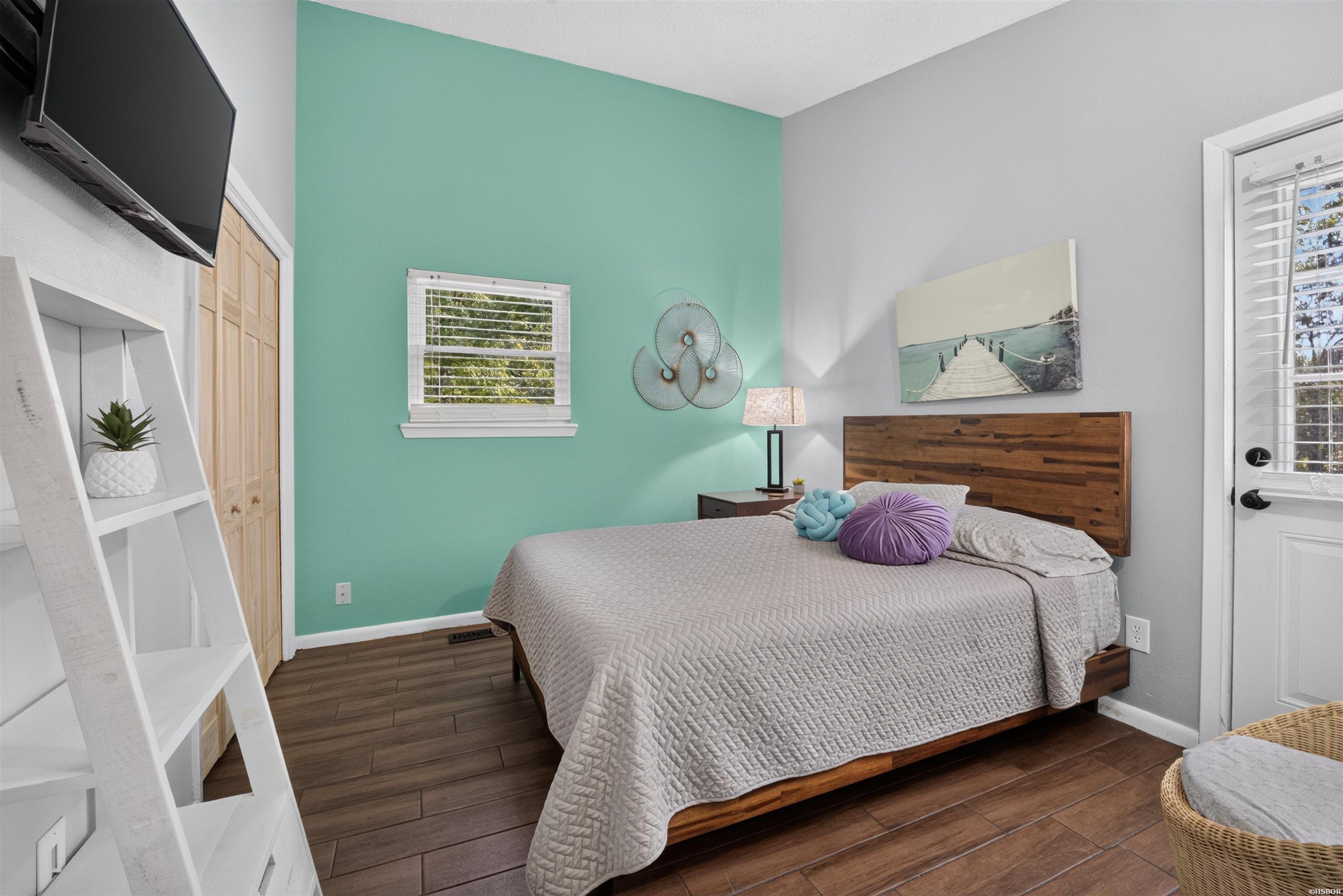112 Honolulu Court Property Photo 20
