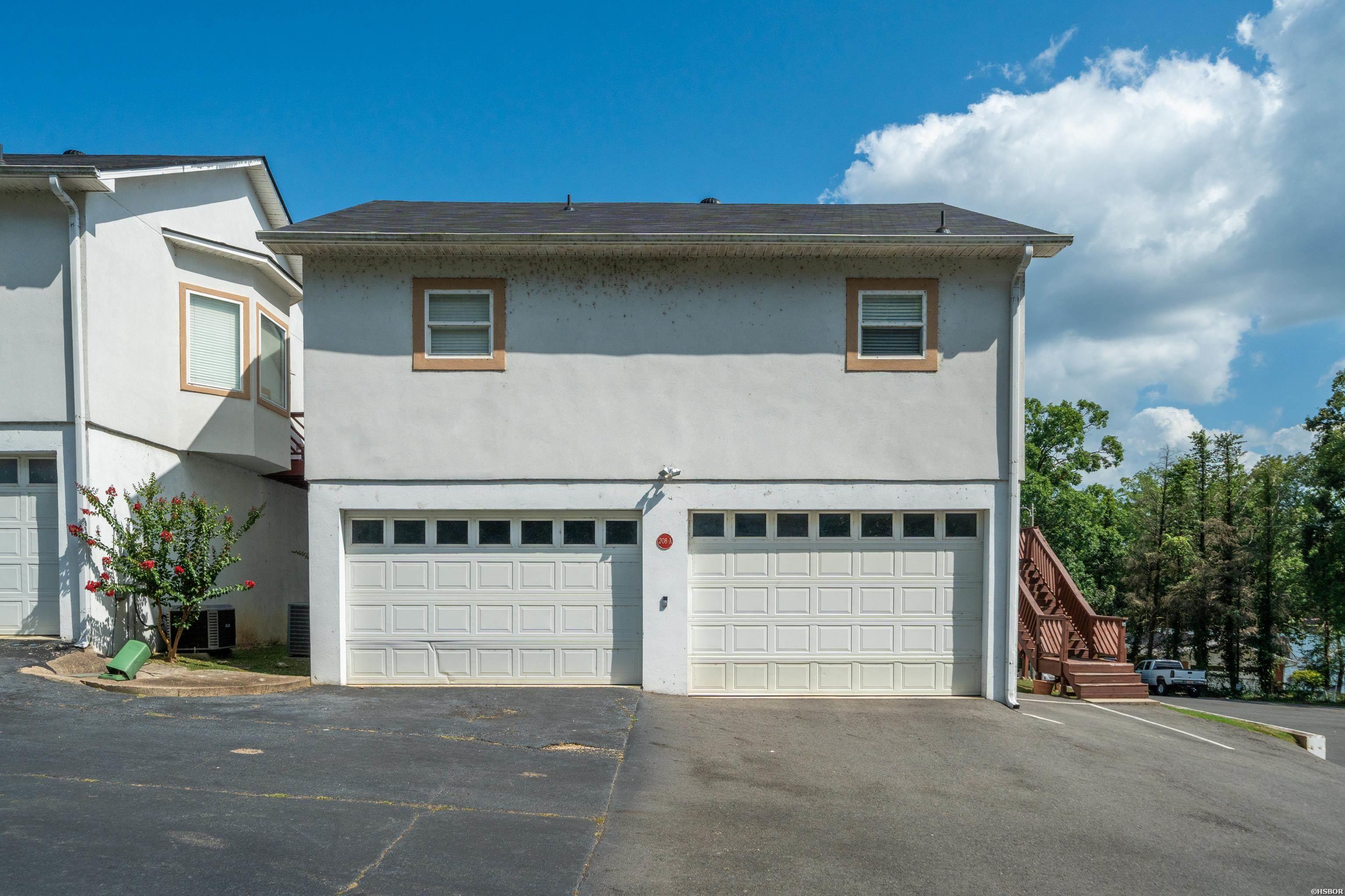 208 Aberina Property Photo 9