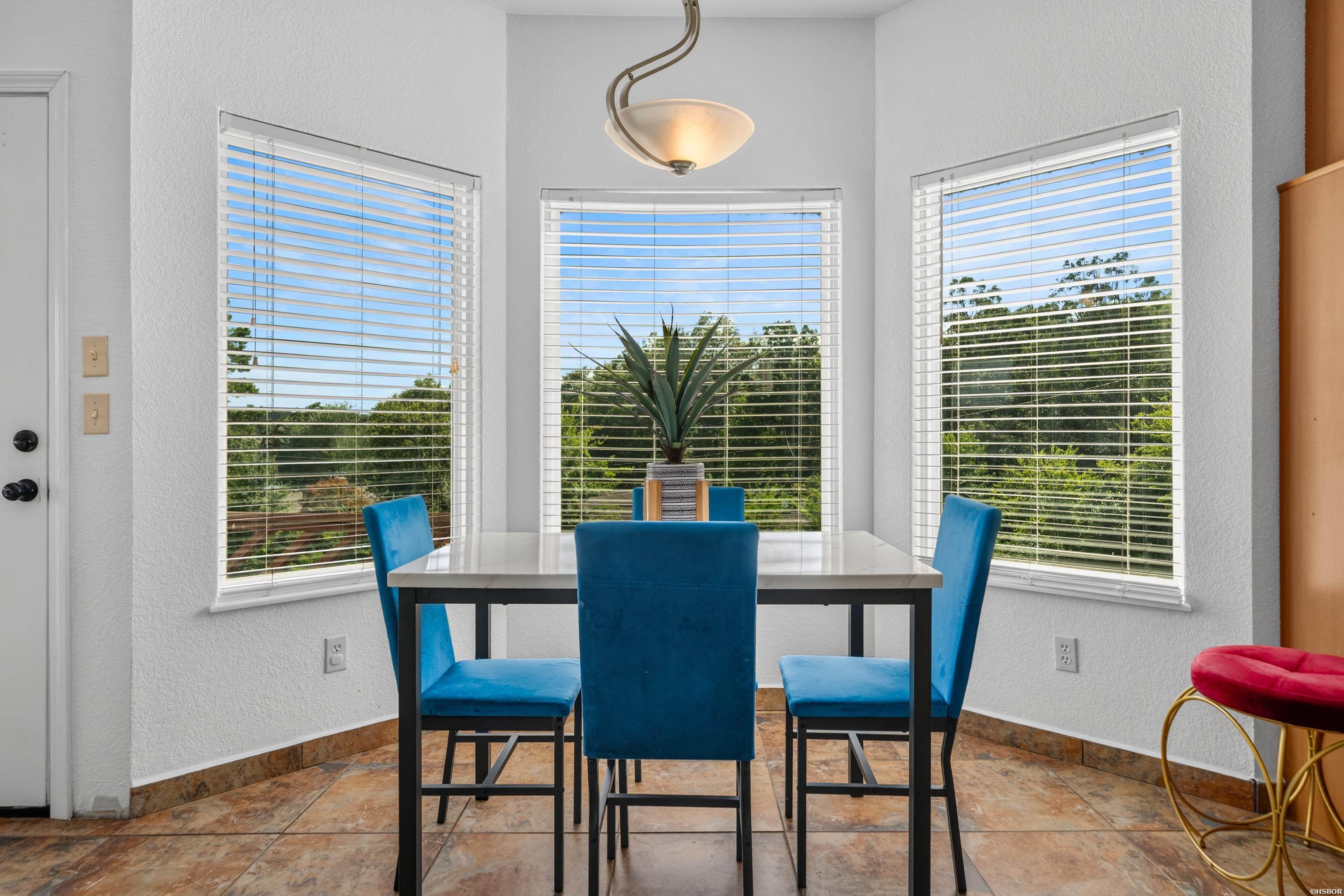 208 Aberina Property Photo 24