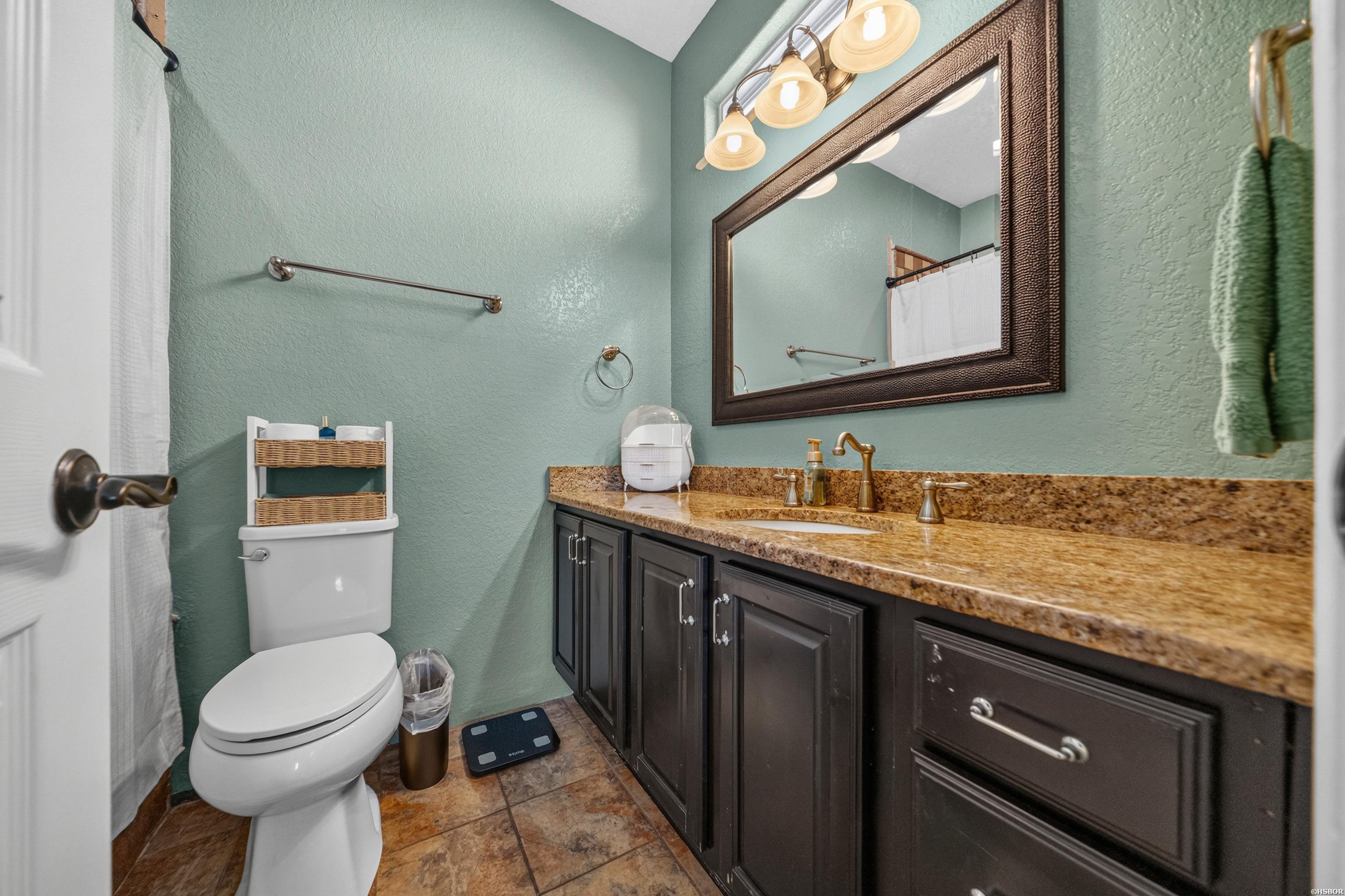 208 Aberina Property Photo 34