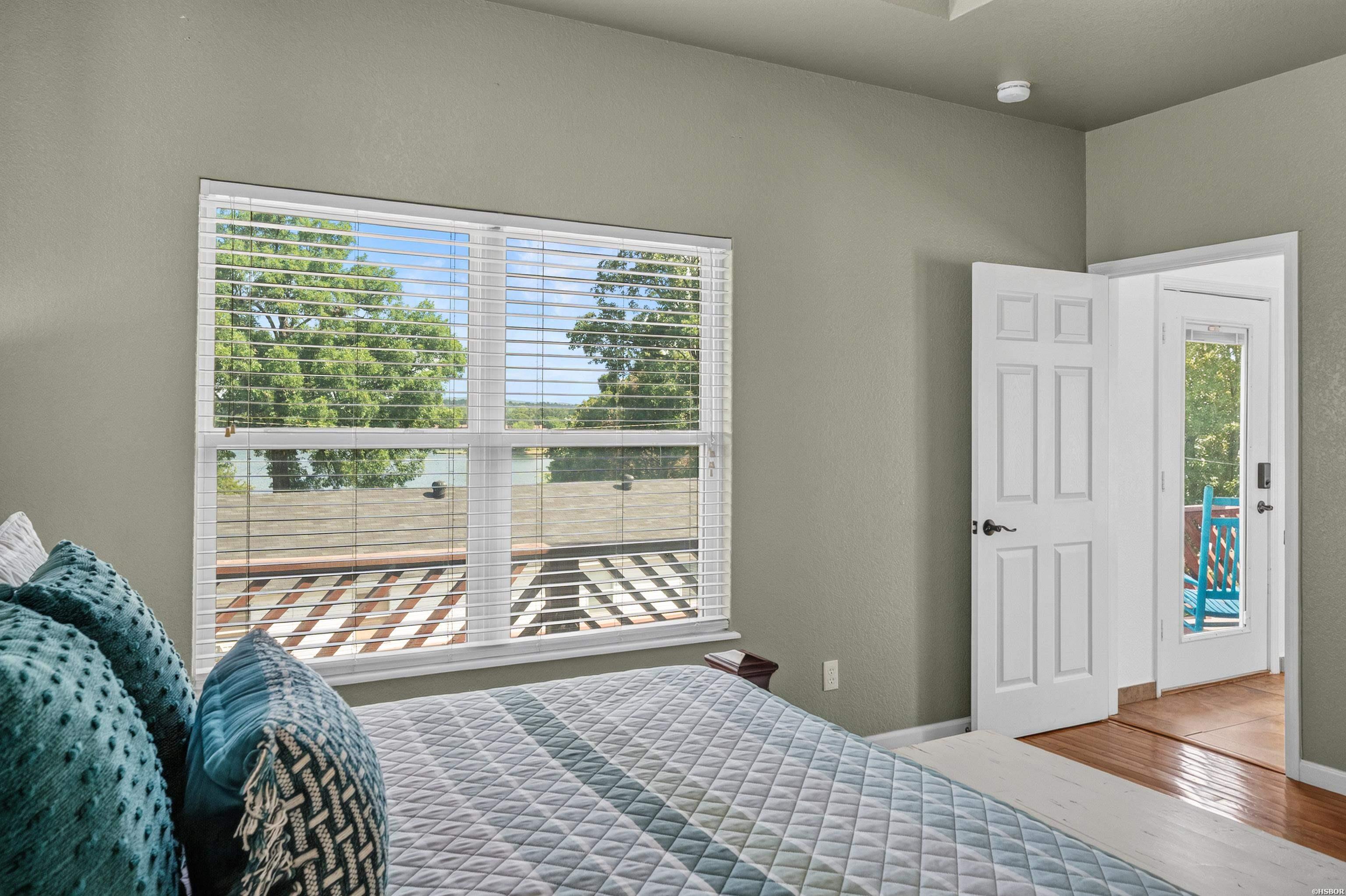 208 Aberina Property Photo 36
