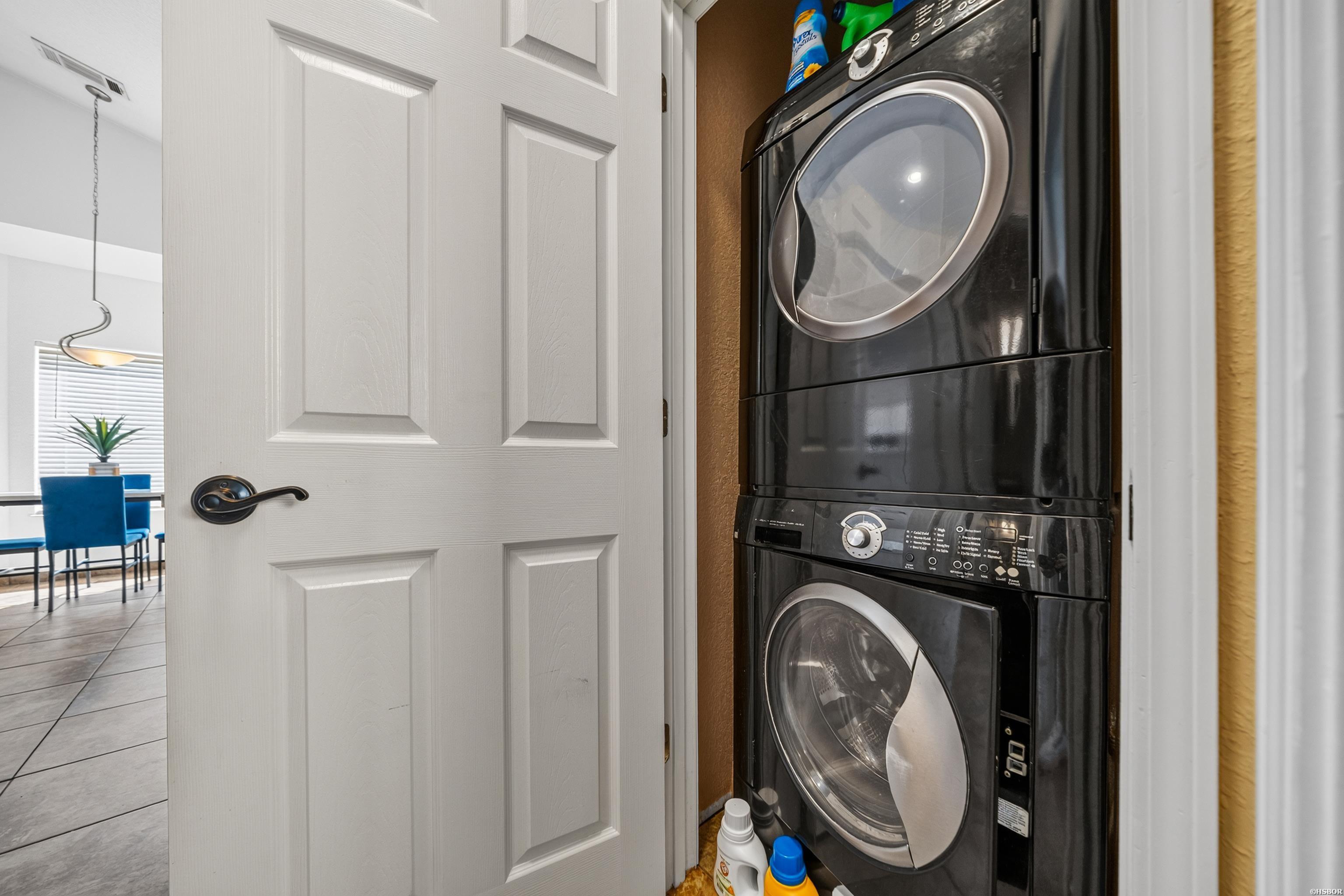 208 Aberina Property Photo 37