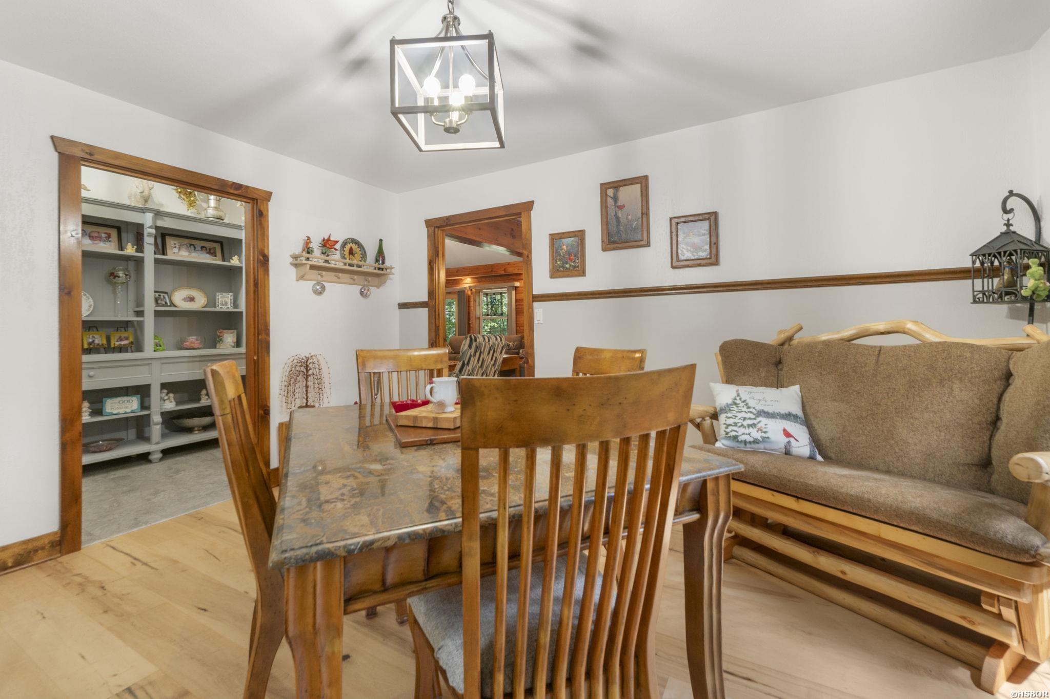 207 Holland Lane Property Photo 18
