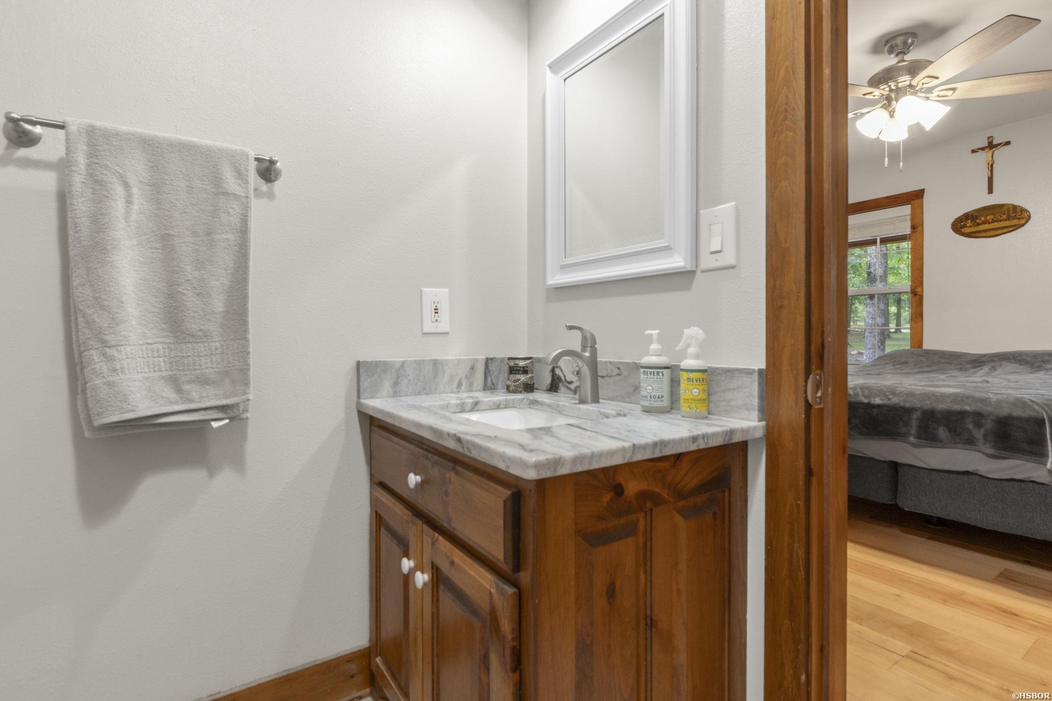 207 Holland Lane Property Photo 36