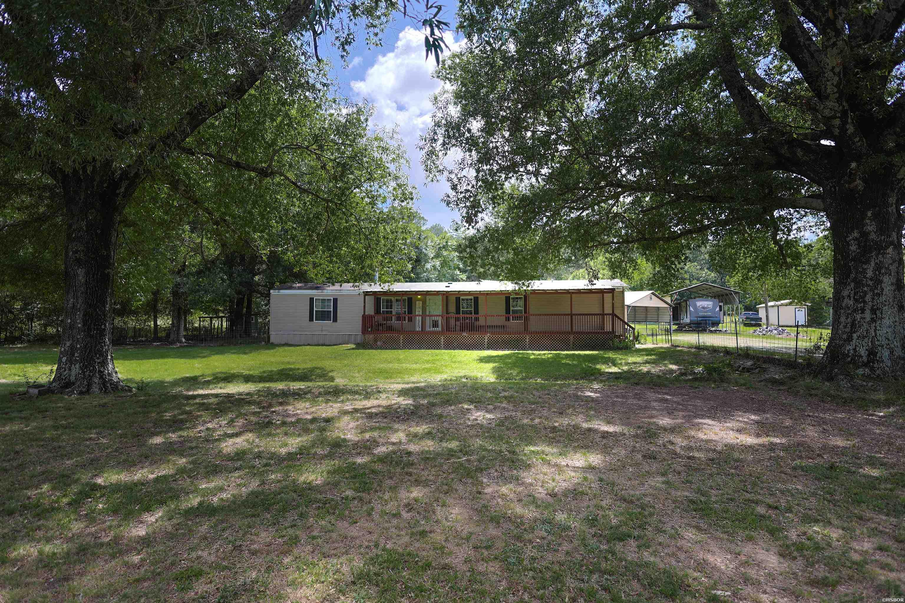 1101 Brushy Road Property Photo 2
