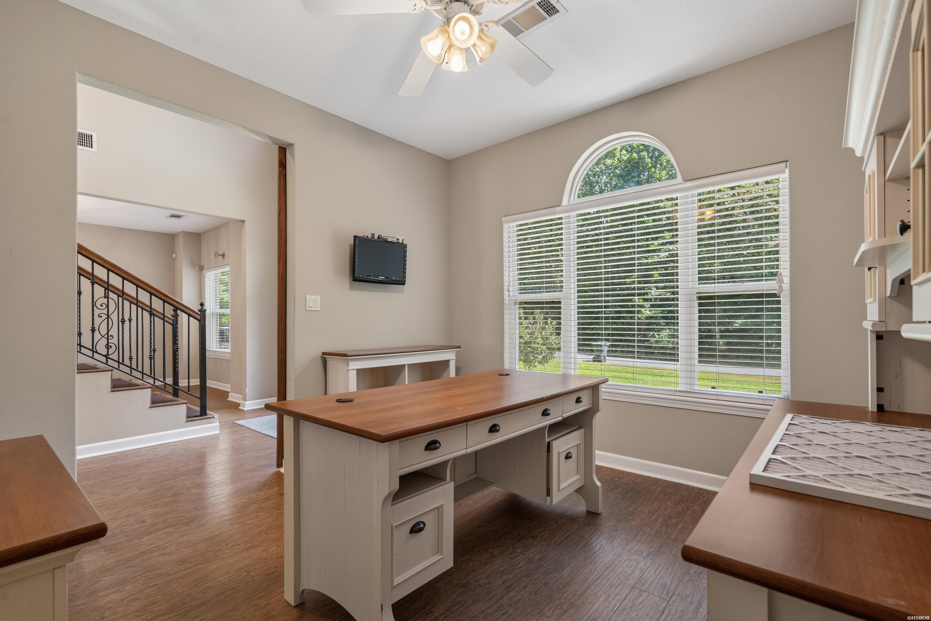 151 Wincastle Property Photo 5