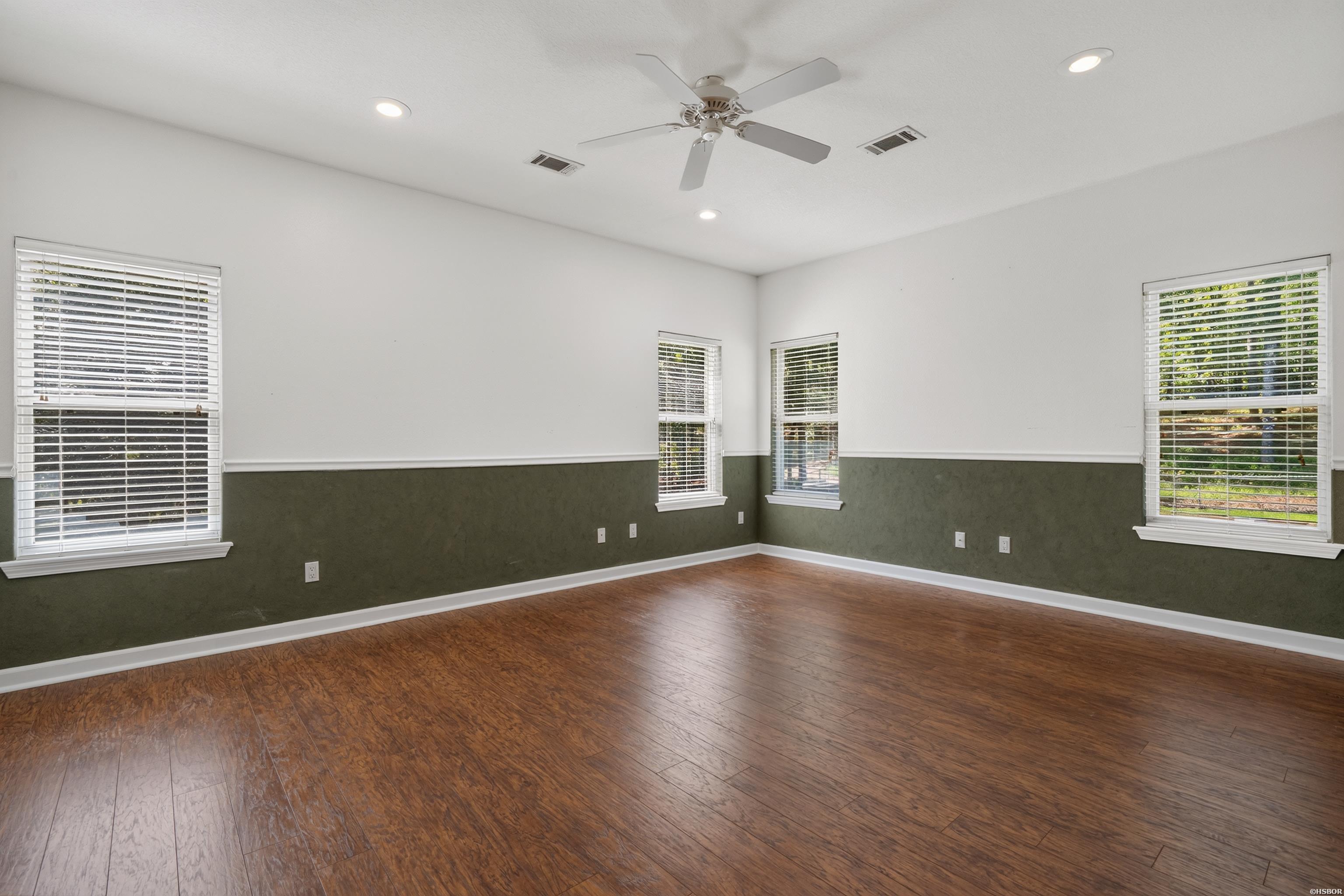 151 Wincastle Property Photo 21