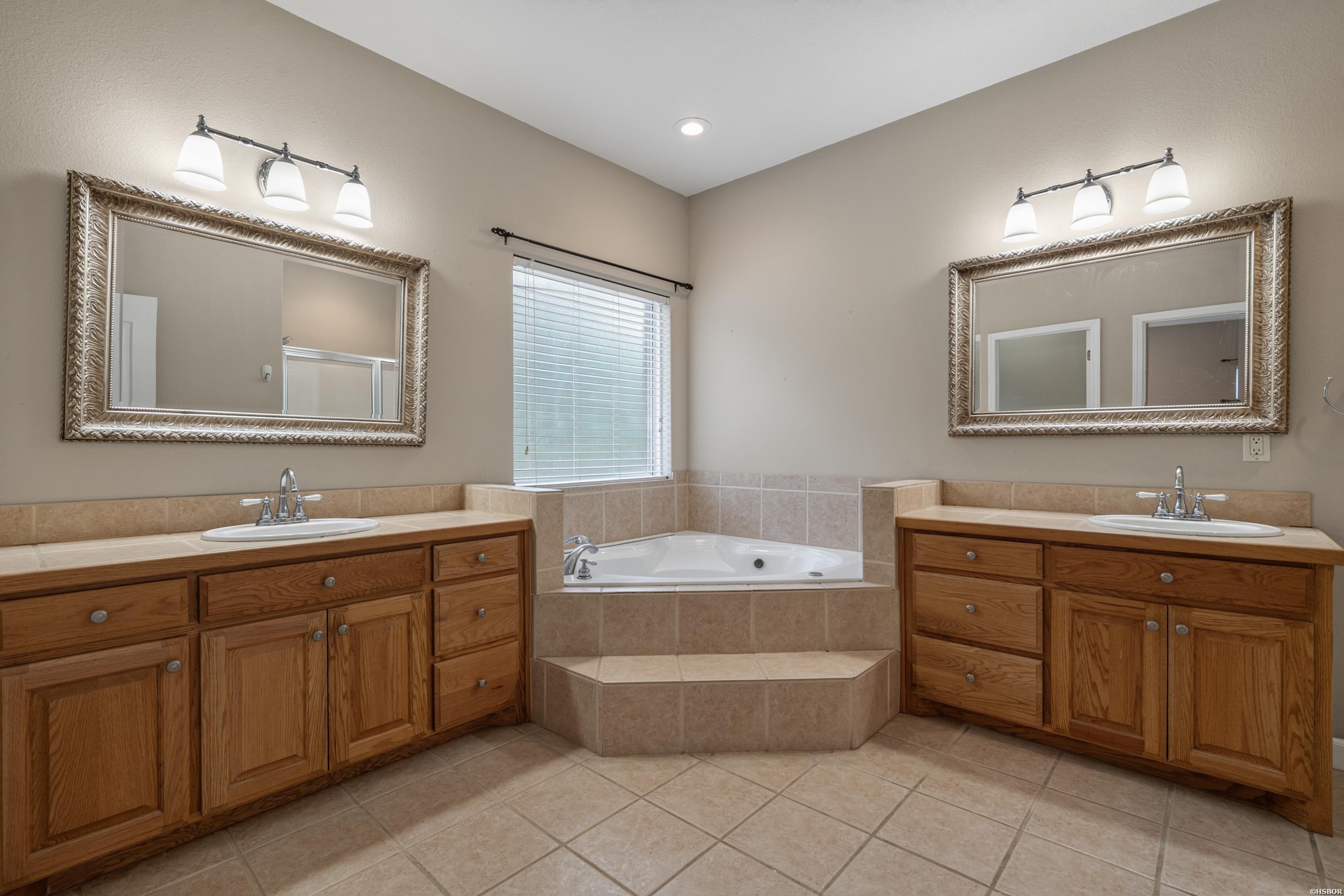 151 Wincastle Property Photo 26