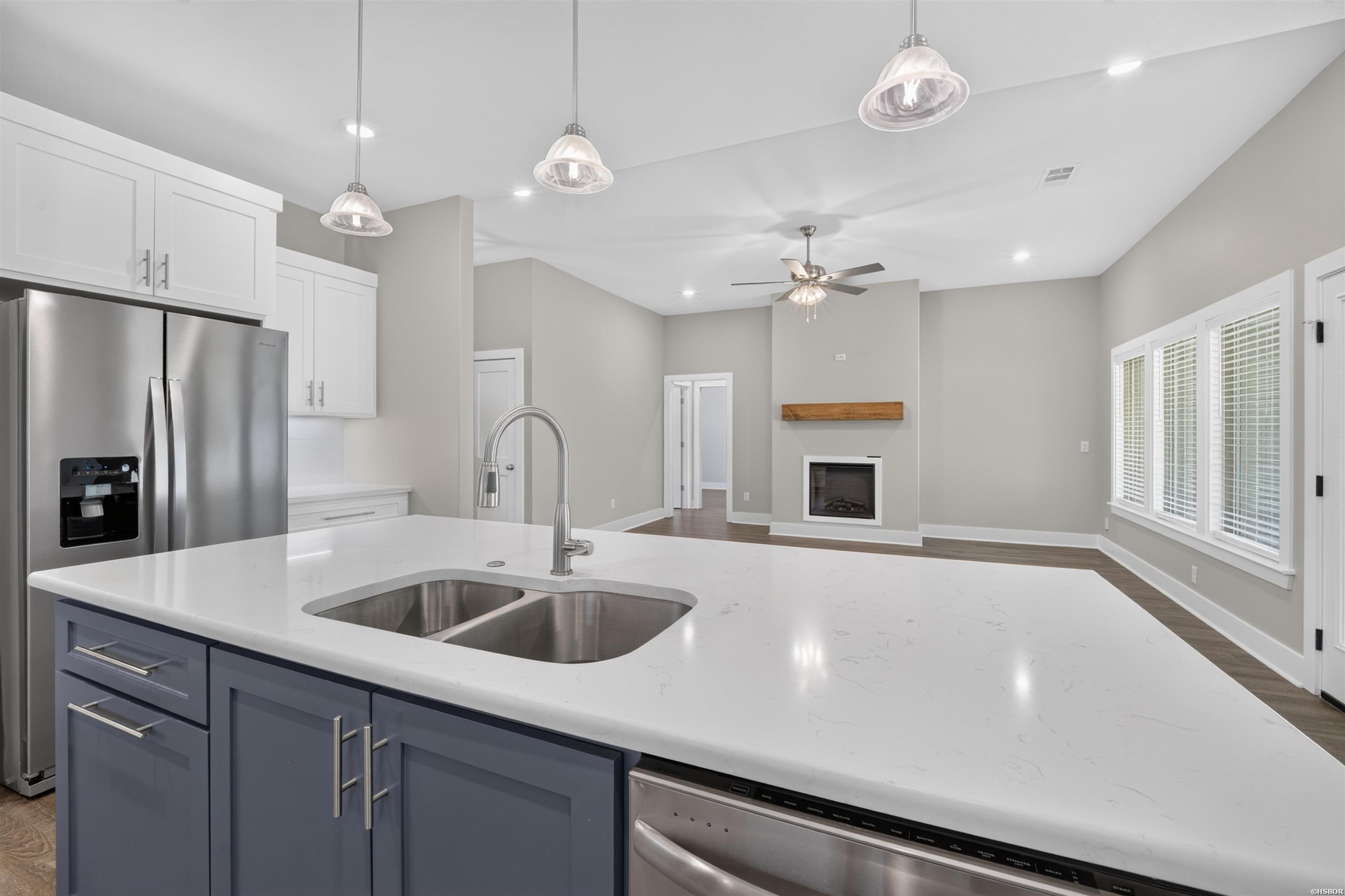 5009 Springwood Circle Property Photo 8