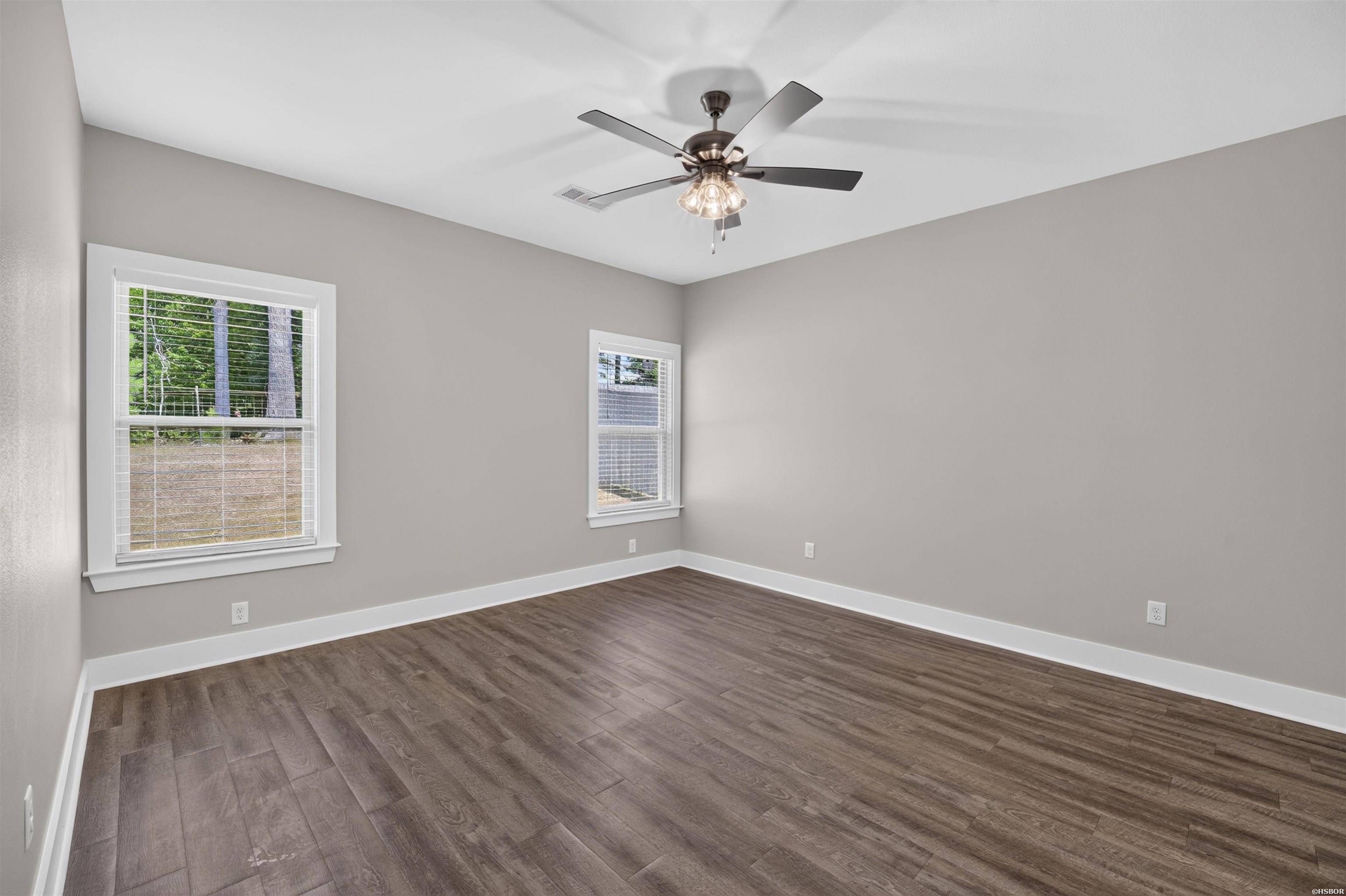5009 Springwood Circle Property Photo 18