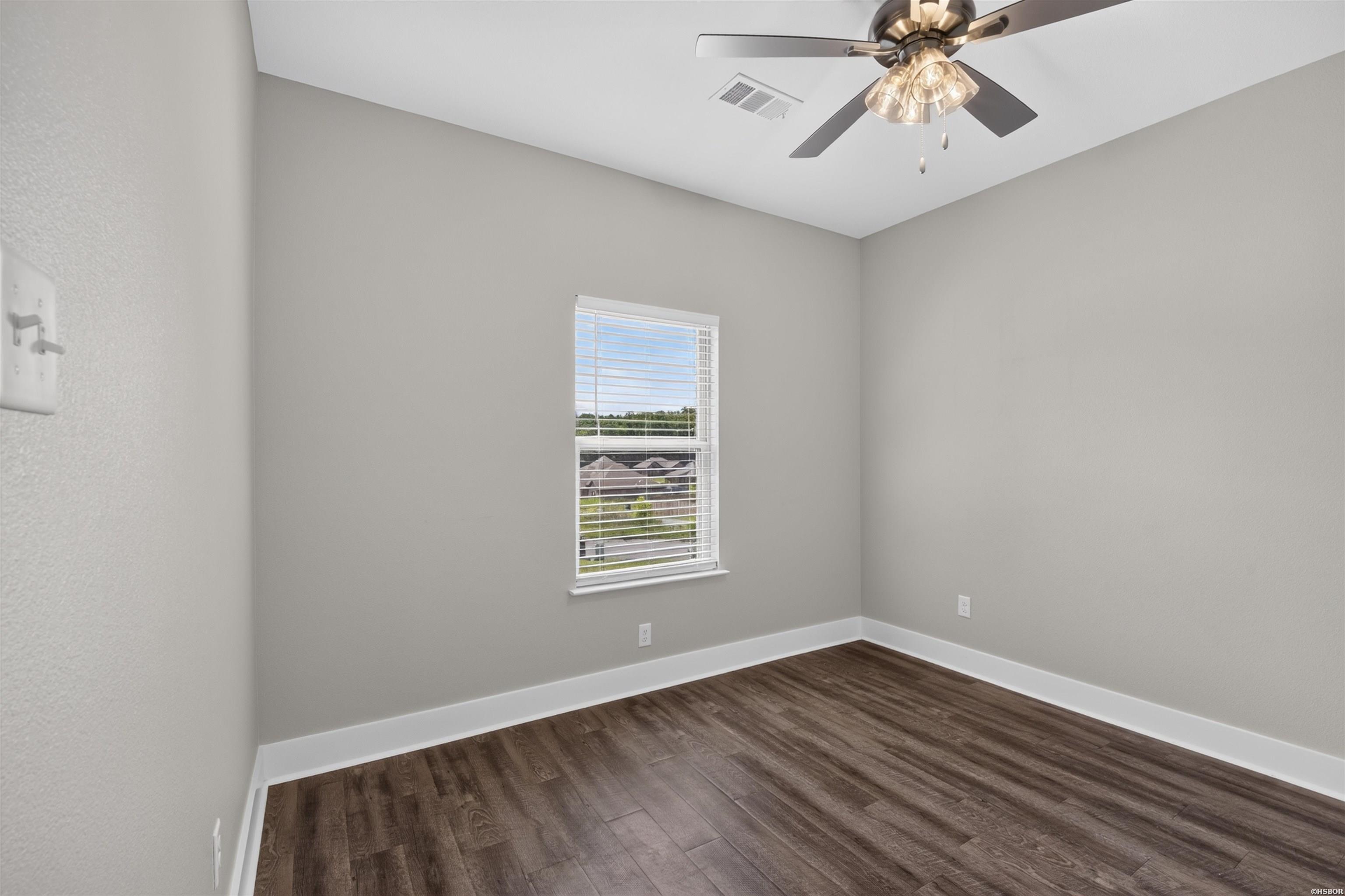 5009 Springwood Circle Property Photo 25