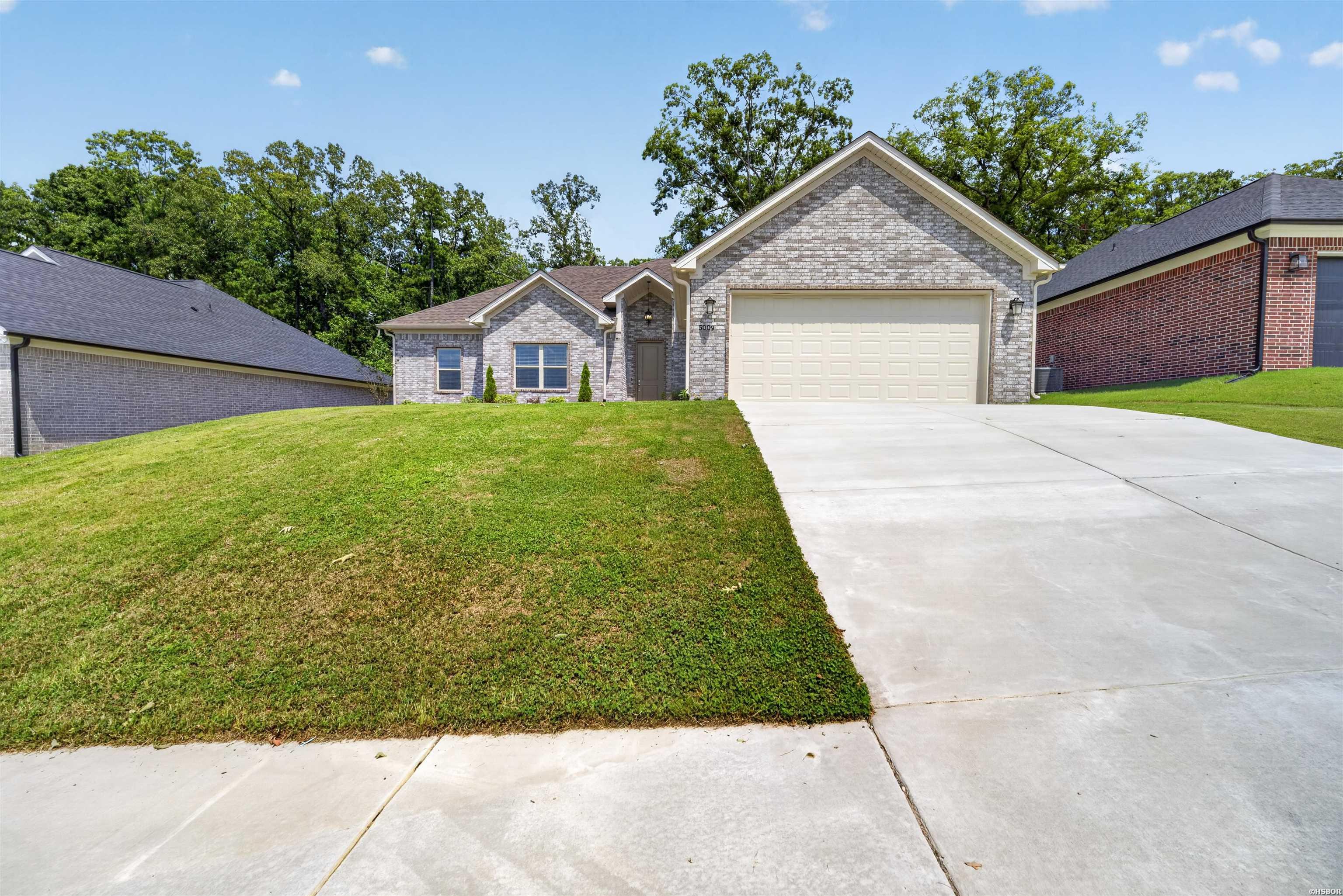 5009 Springwood Circle Property Photo 38