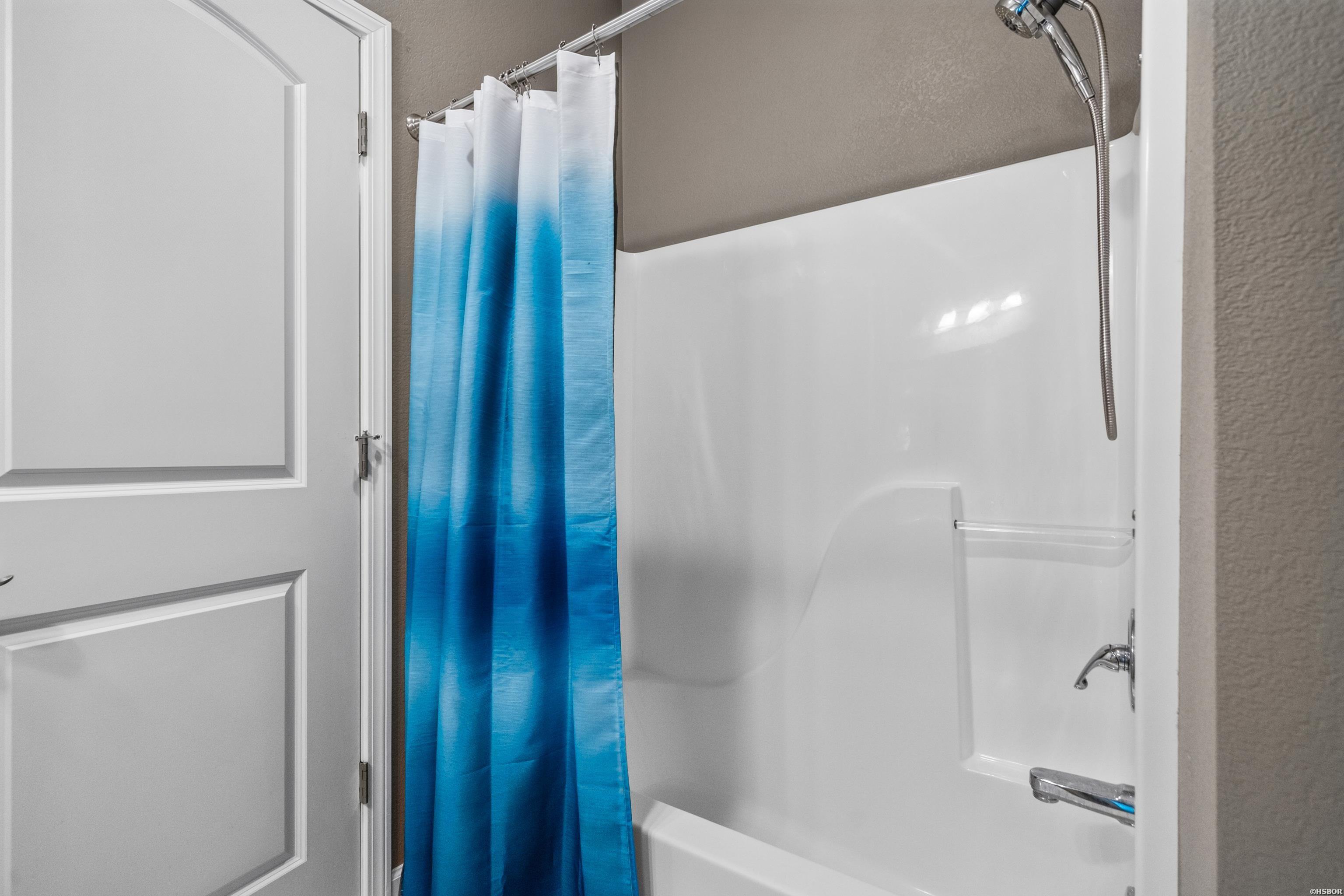 518 Amity Property Photo 35