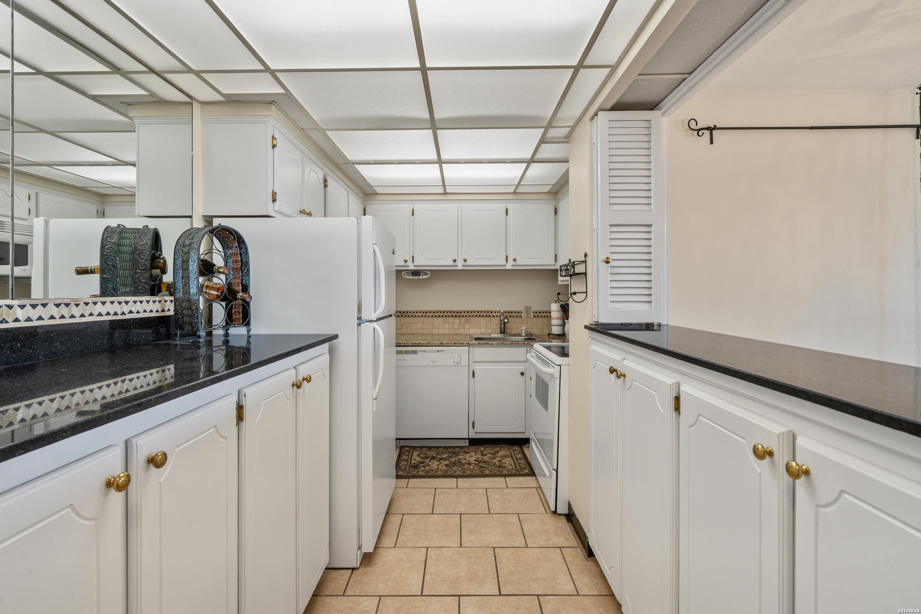 740 Weston Property Photo 4