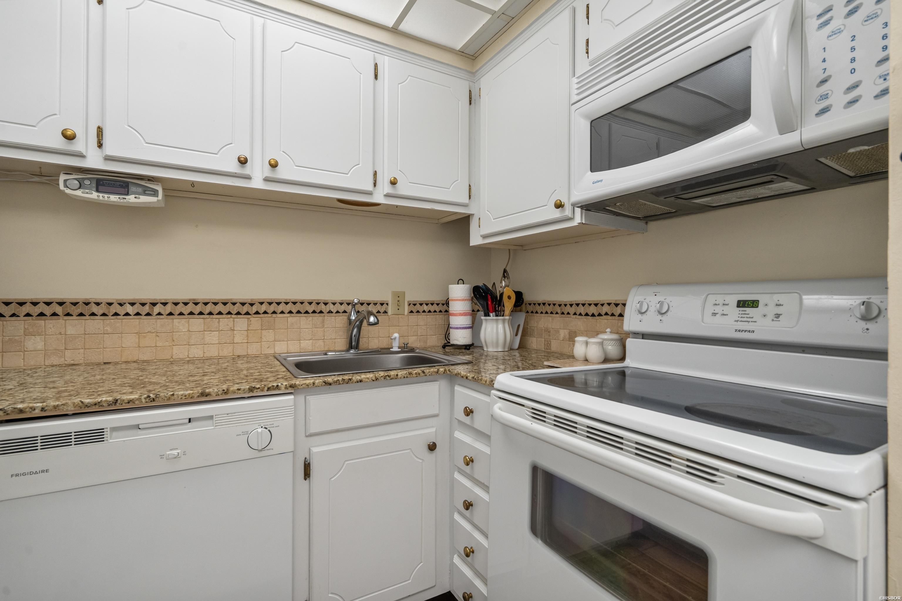 740 Weston Property Photo 13