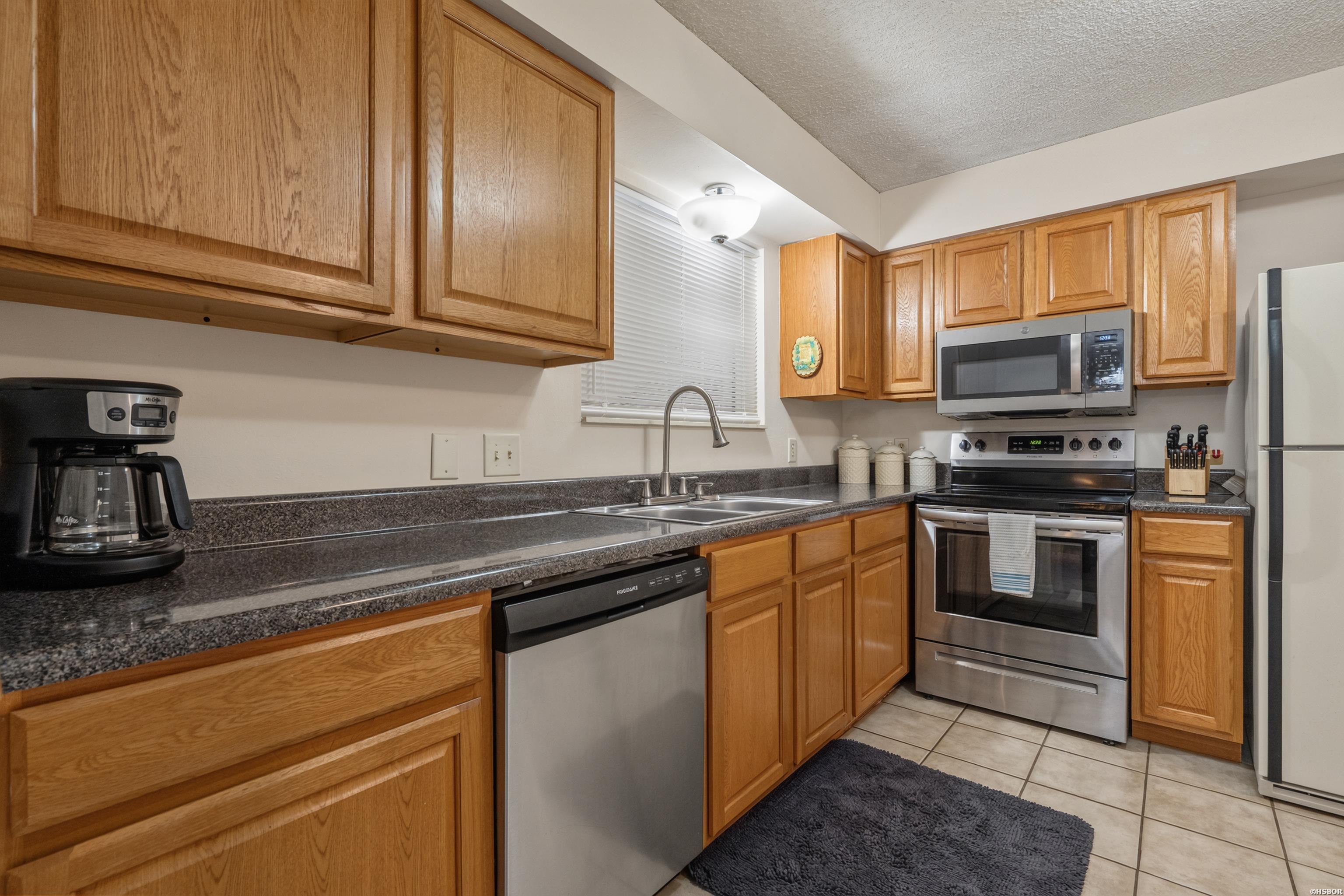 125 Carl Property Photo 8