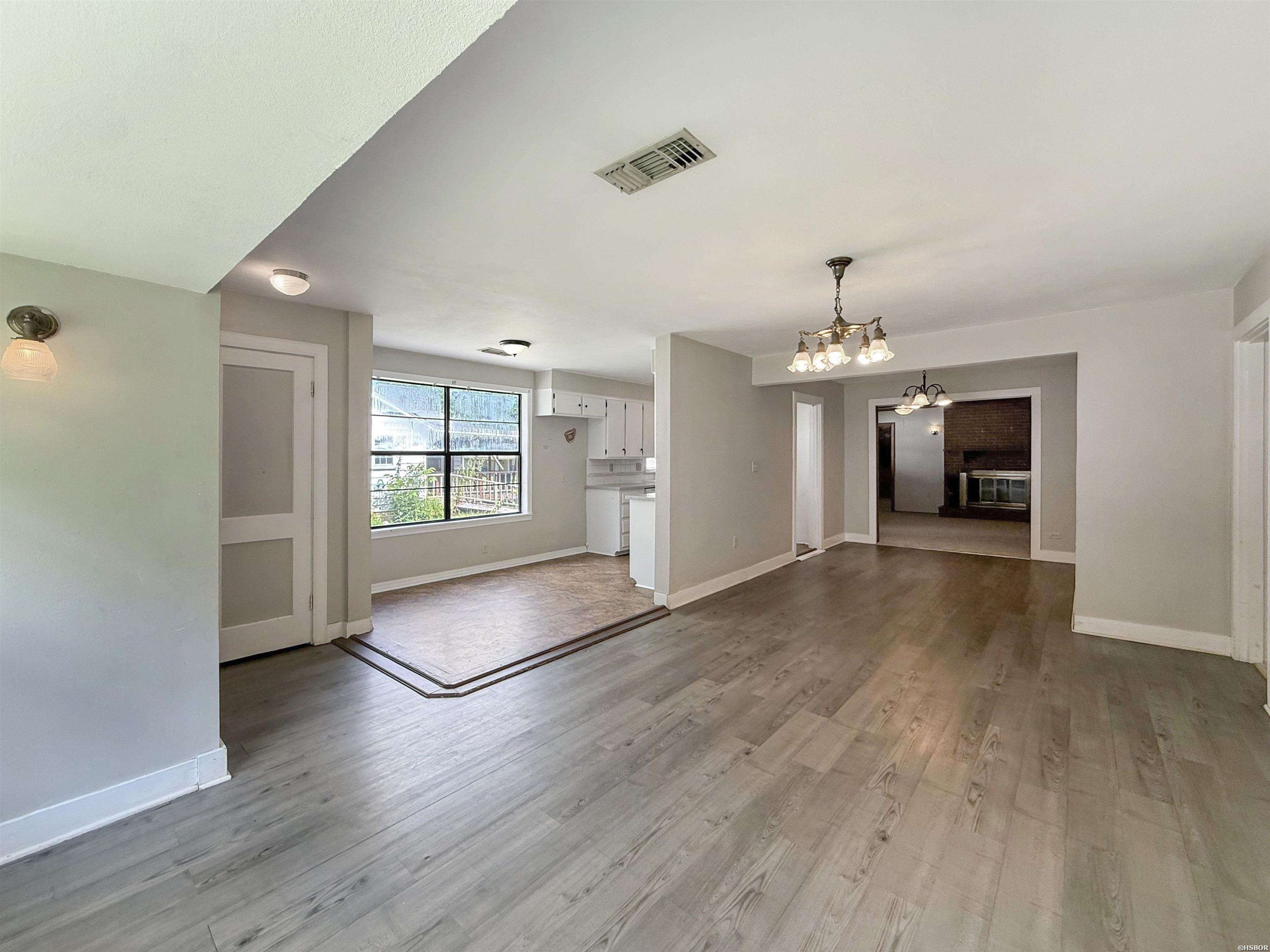 1019 Clardy Street Property Photo 5