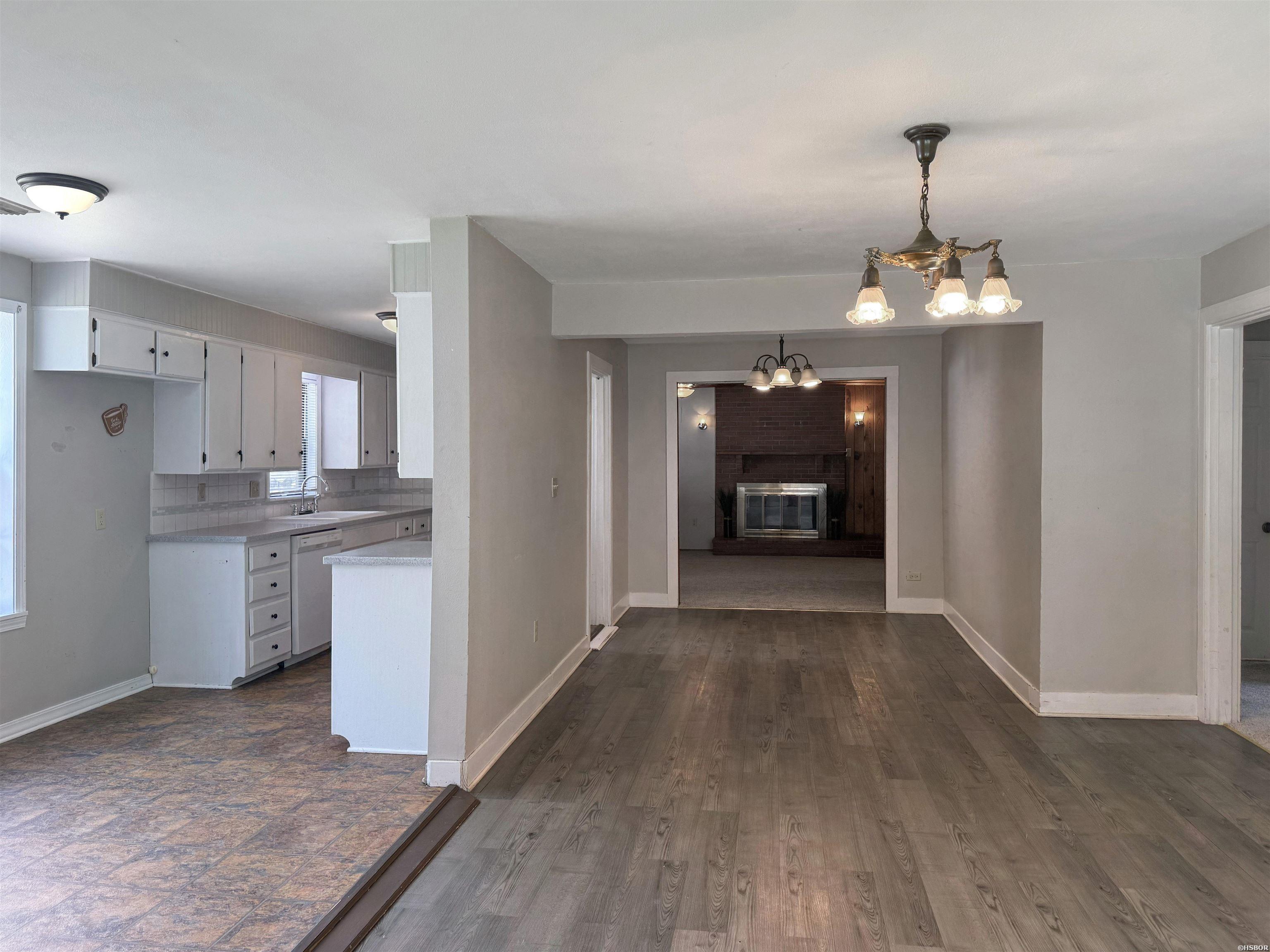 1019 Clardy Street Property Photo 6