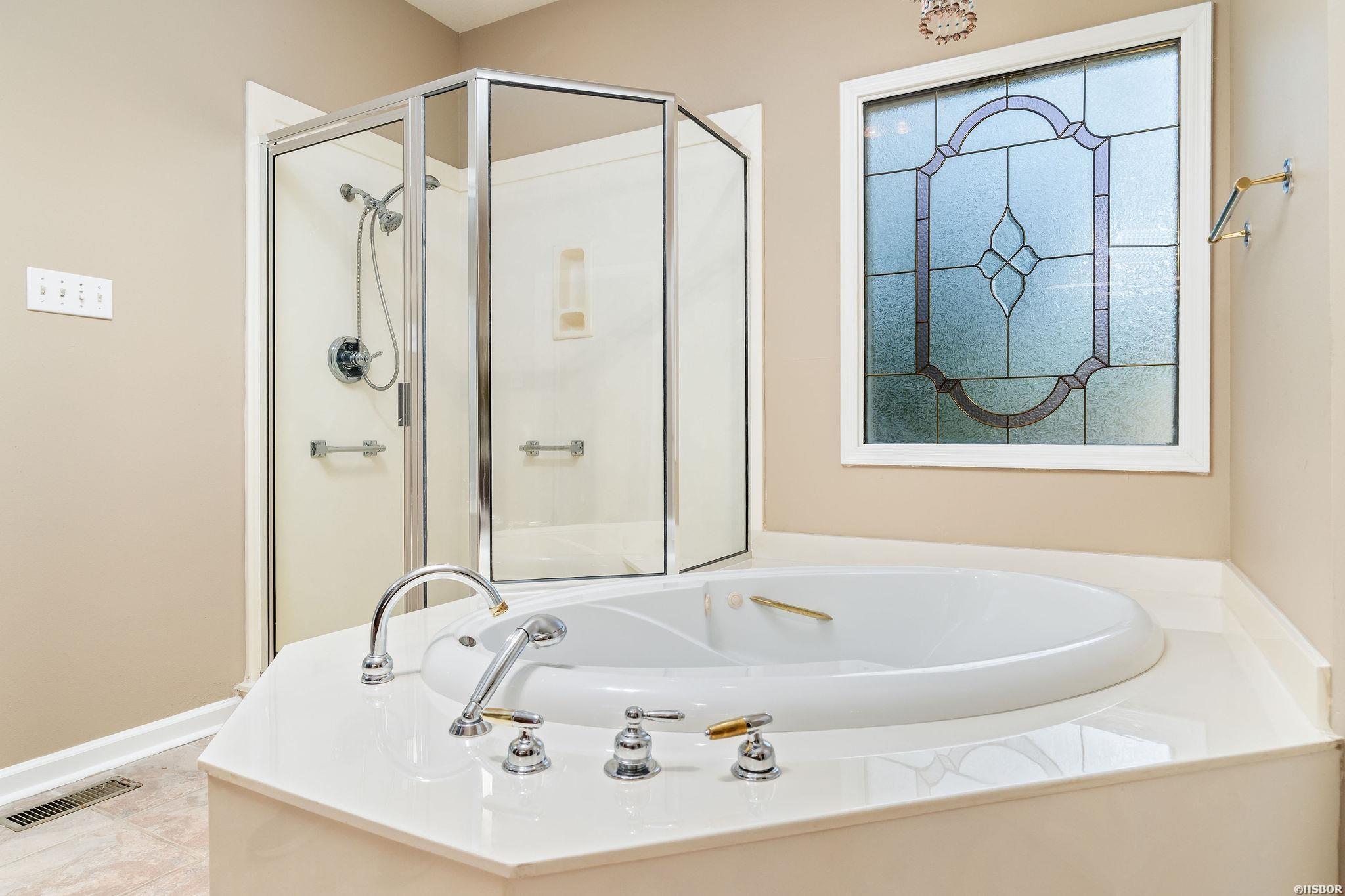 300 Tanglewood Road Property Photo 19