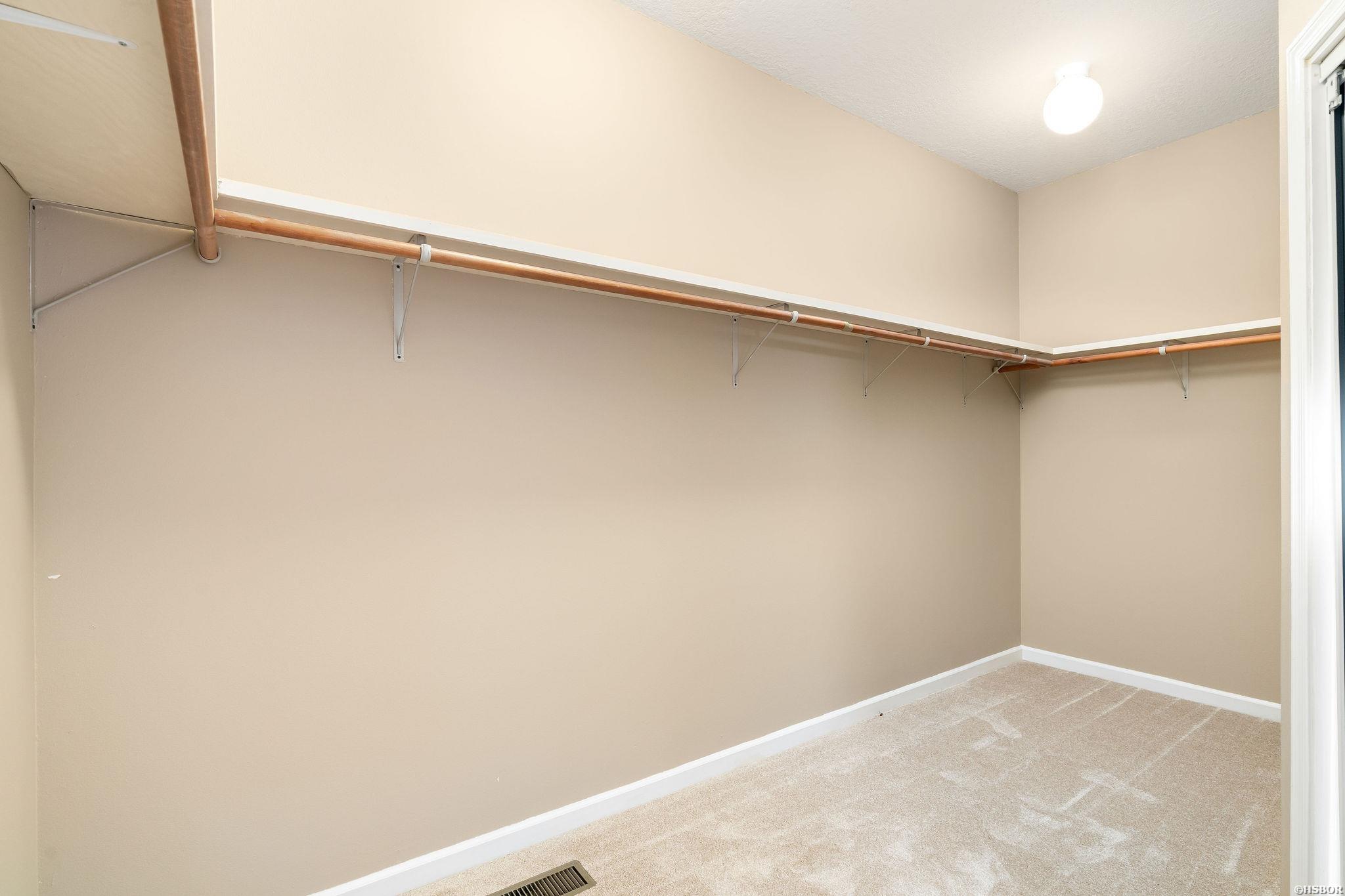 300 Tanglewood Road Property Photo 20