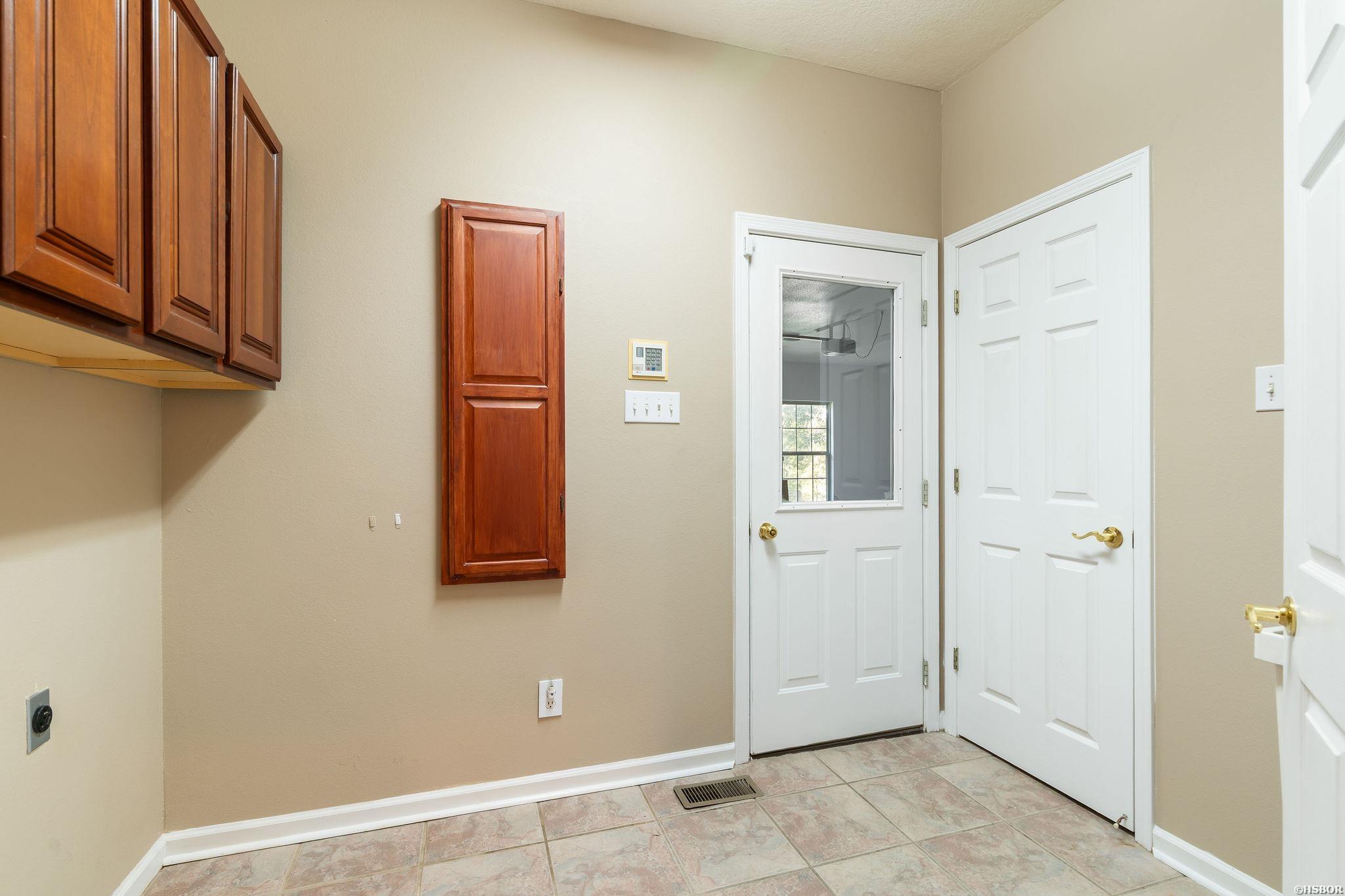 300 Tanglewood Road Property Photo 27