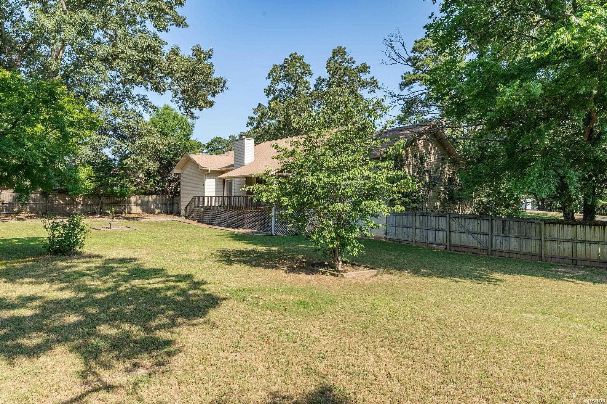 300 Tanglewood Road Property Photo 34