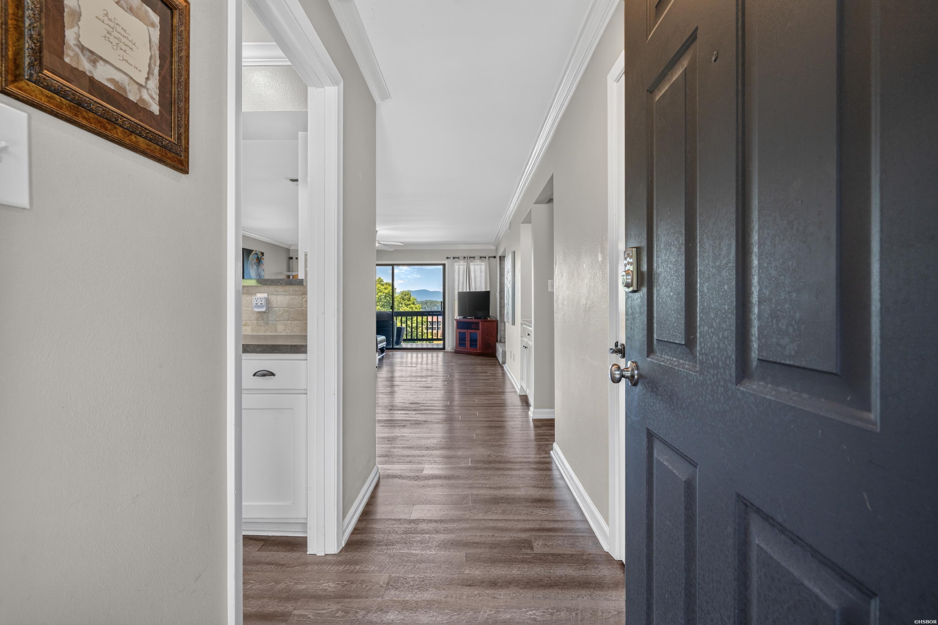 200 Hamilton Oaks Property Photo 9
