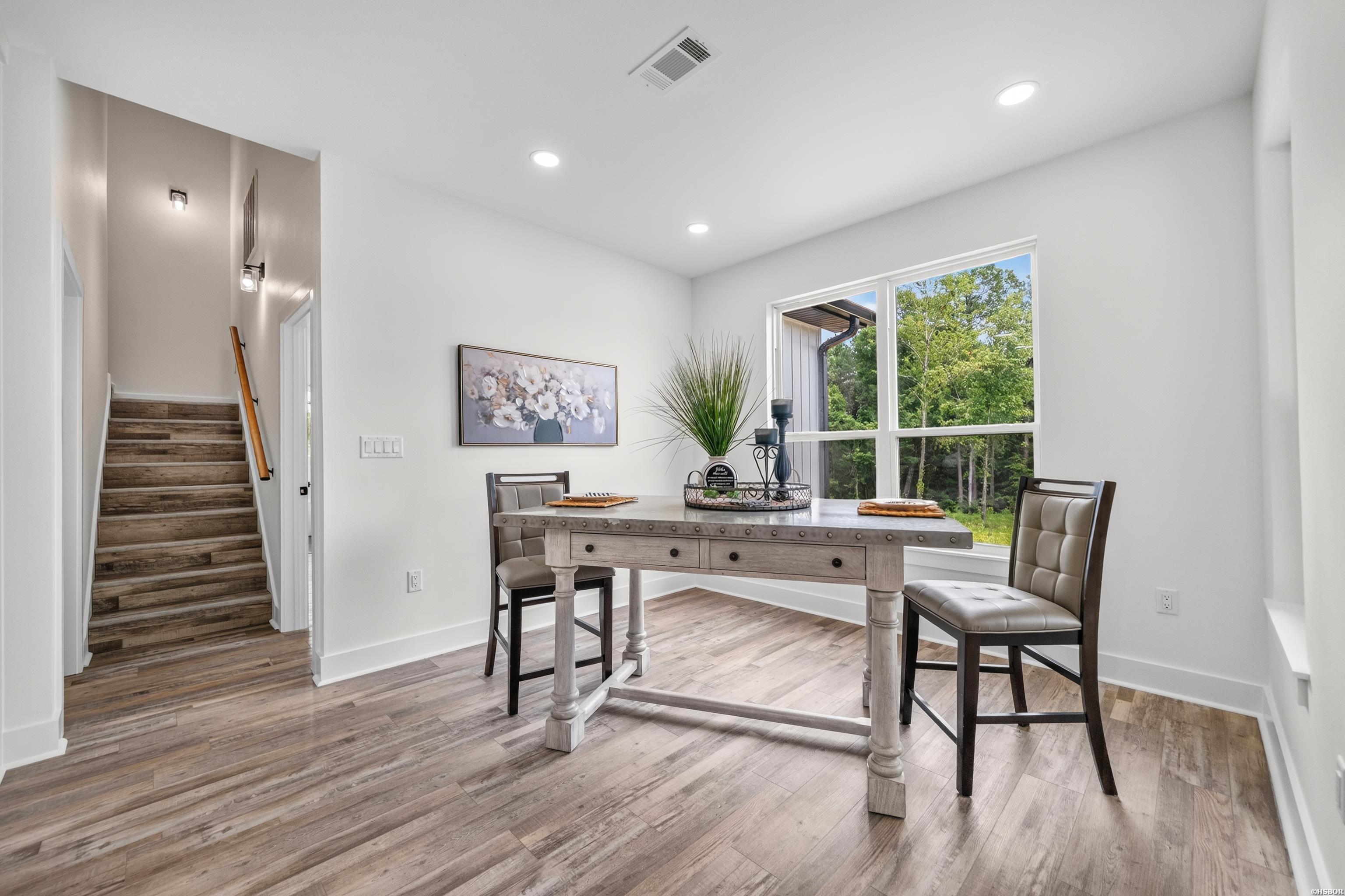 109 Chapel Hill Property Photo 17