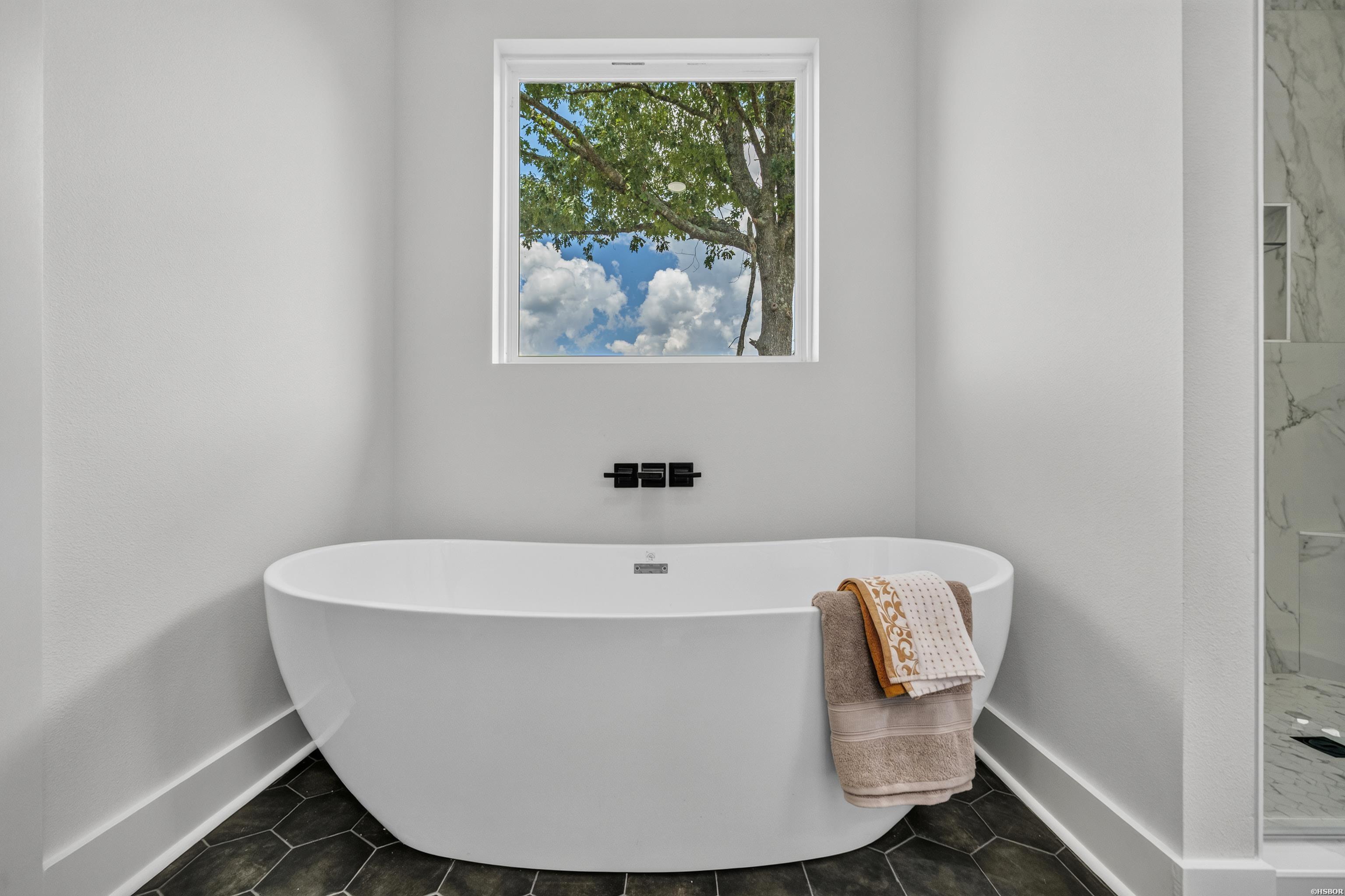 109 Chapel Hill Property Photo 25