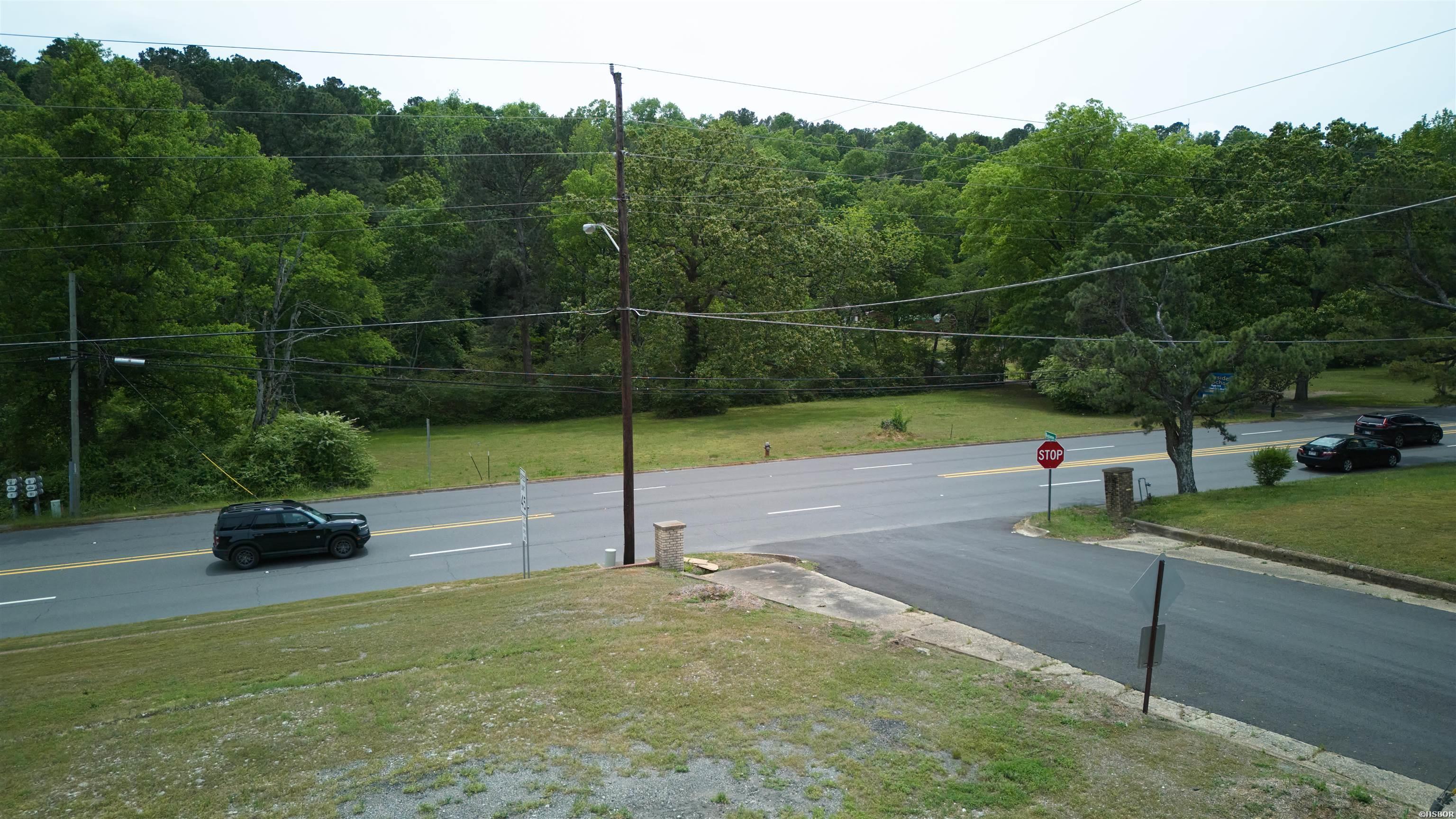 000 Malvern Avenue Property Photo 11