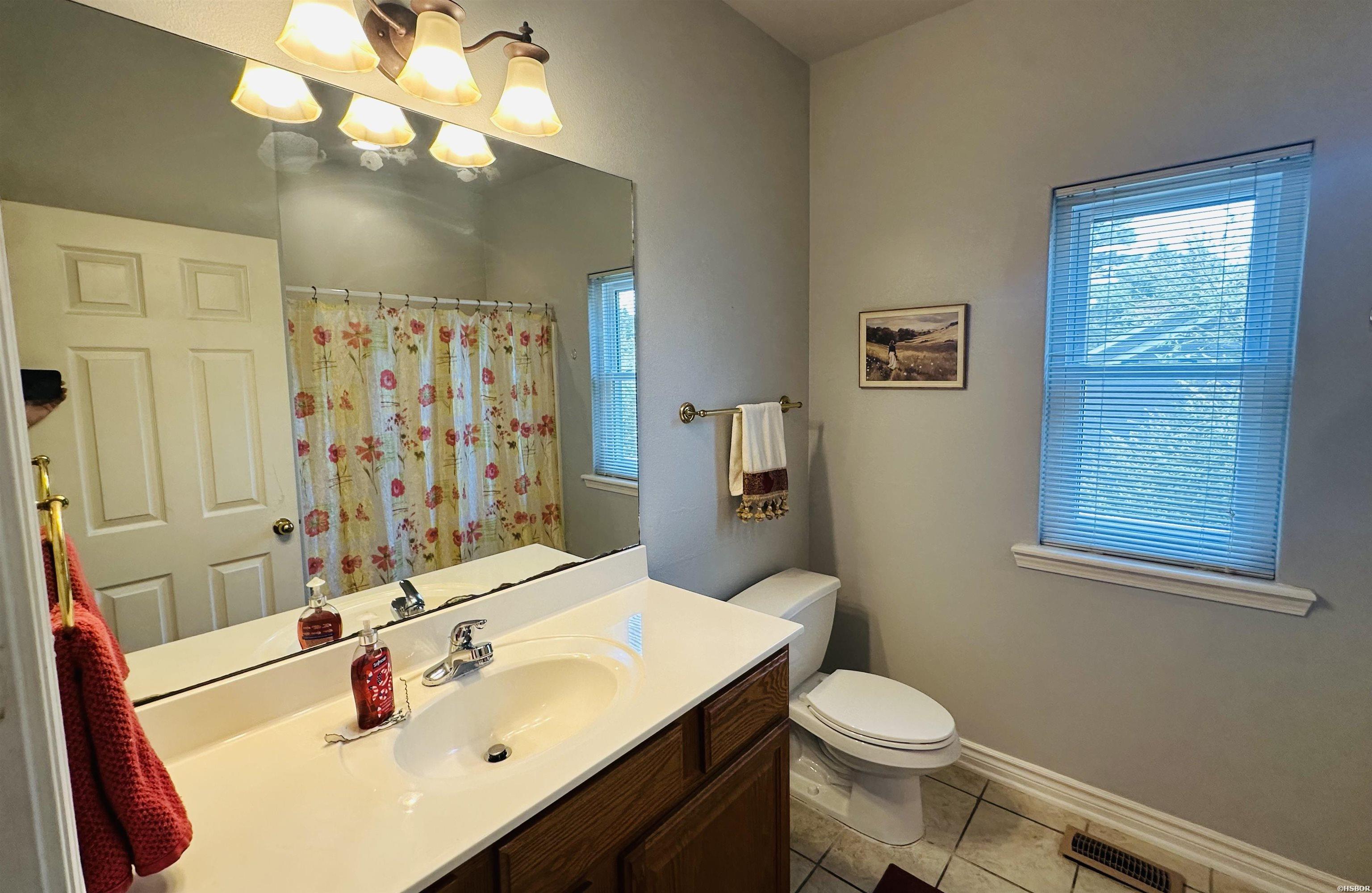 120 Wyatt Cove Property Photo 10